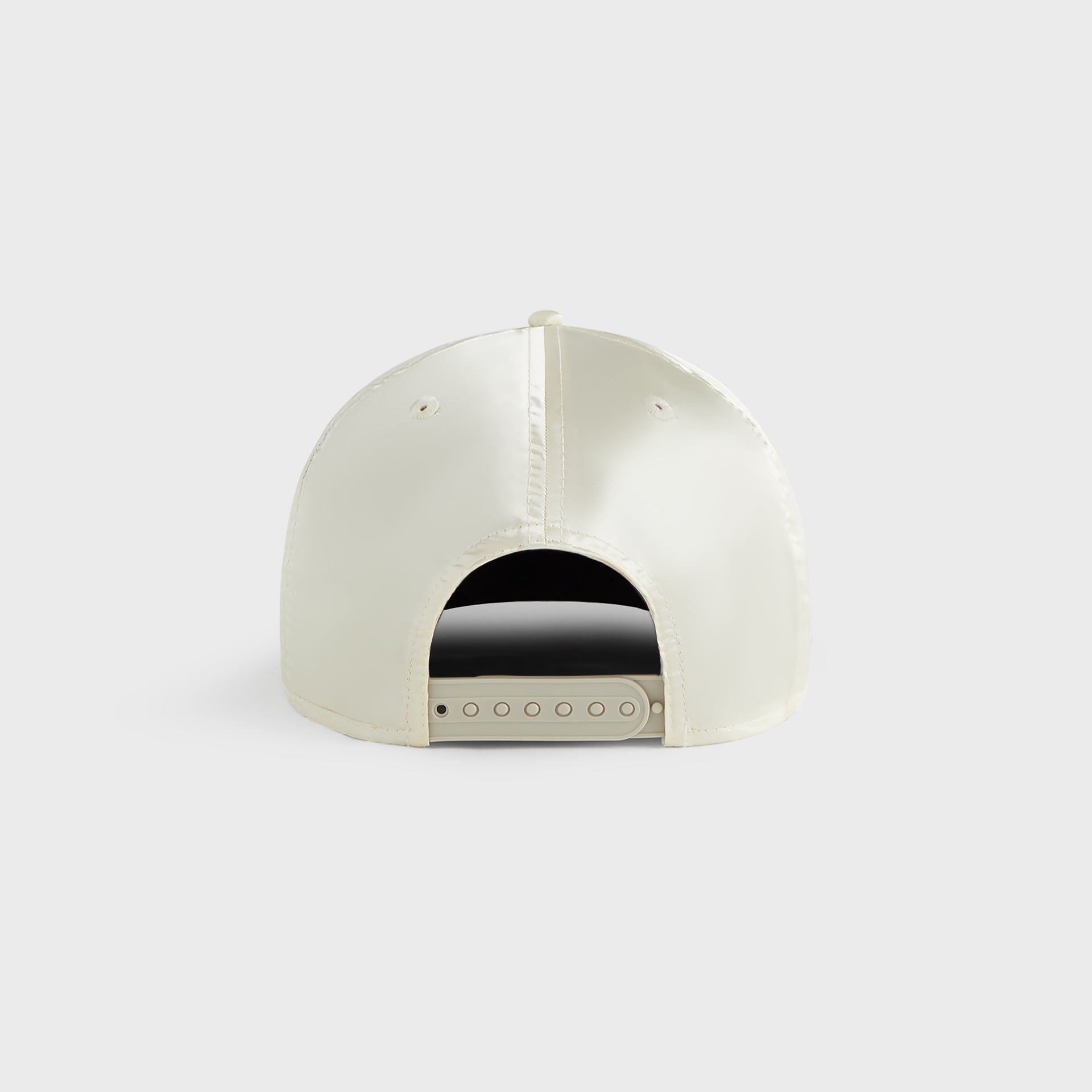 Kith & New Era for the New York Yankees Satin 9FORTY Snapback - Arete
