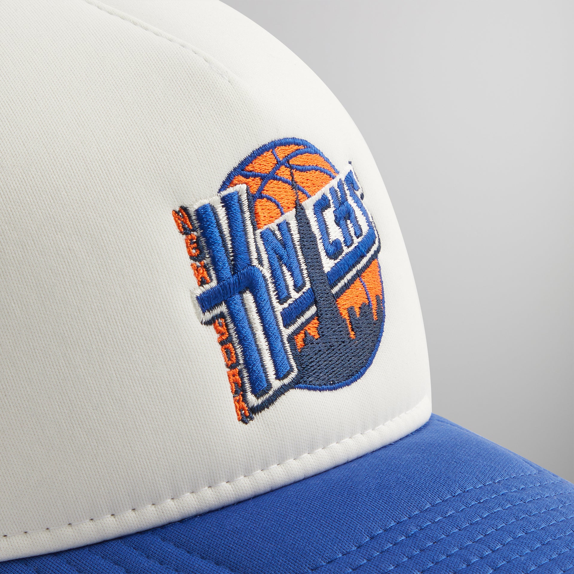 Kith & New Era for the New York Knicks 9FORTY A Frame Trucker Hat - Royal