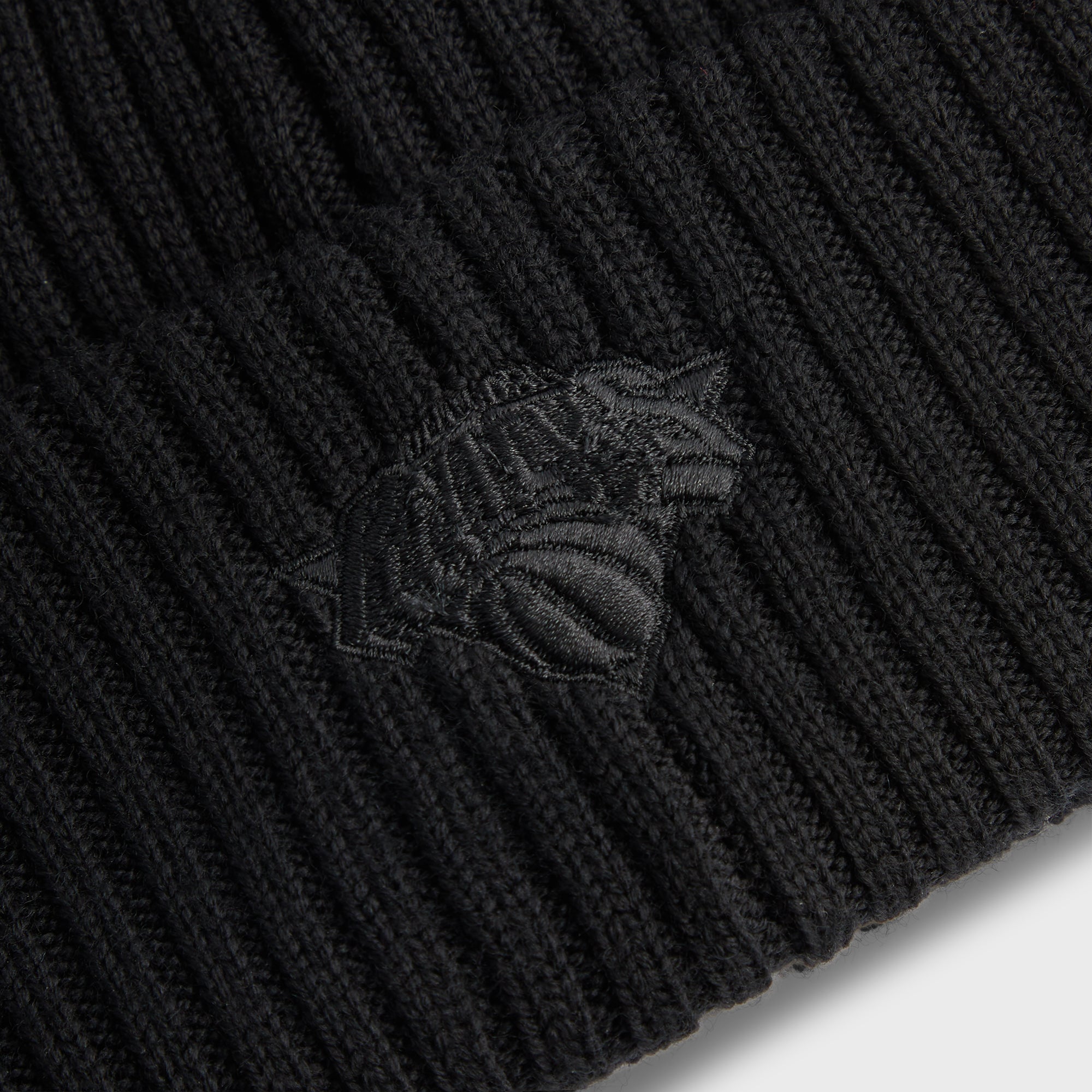 Kith for the New York Knicks Logo Beanie -Black