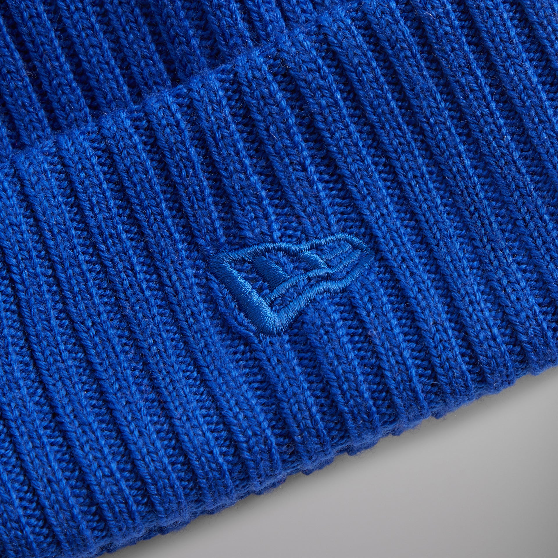 Kith for the New York Knicks Logo Beanie - Royal