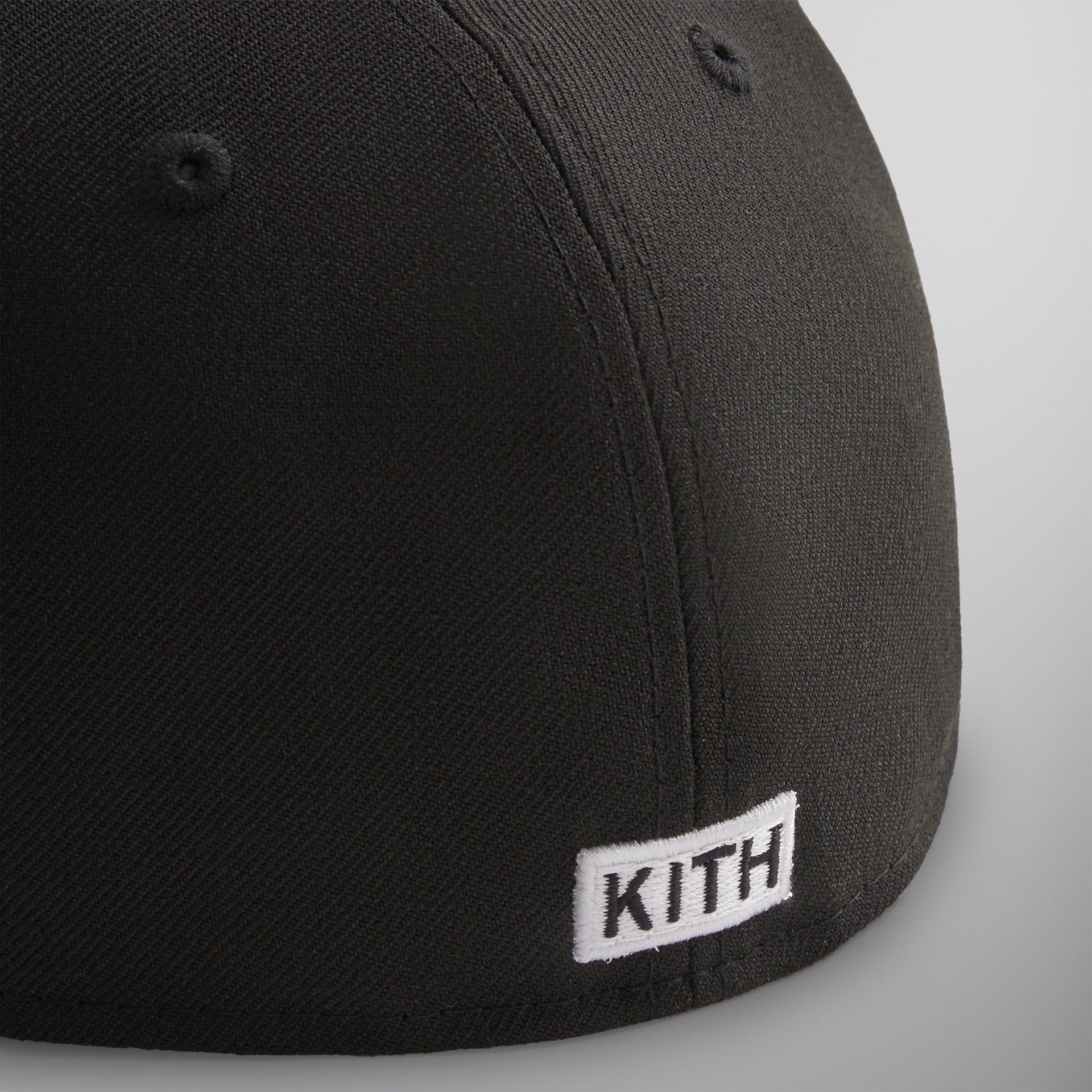 Kith & New Era for the New York Knicks Logo Low Profile 59FIFTY Fitted - Black