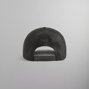 Batman | UrlfreezeShops '89 Nolan Trucker Hat - Black