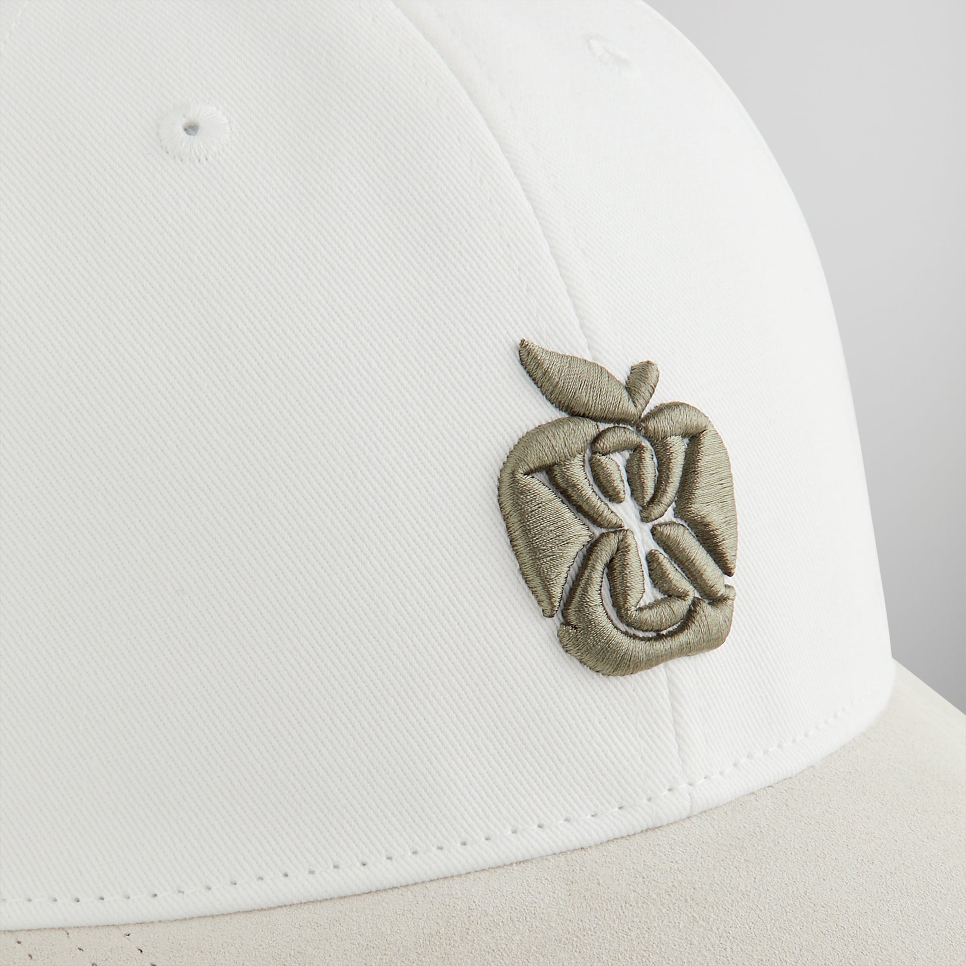 Kith Two Tone Suede Brim Aaron Classic Cap - White