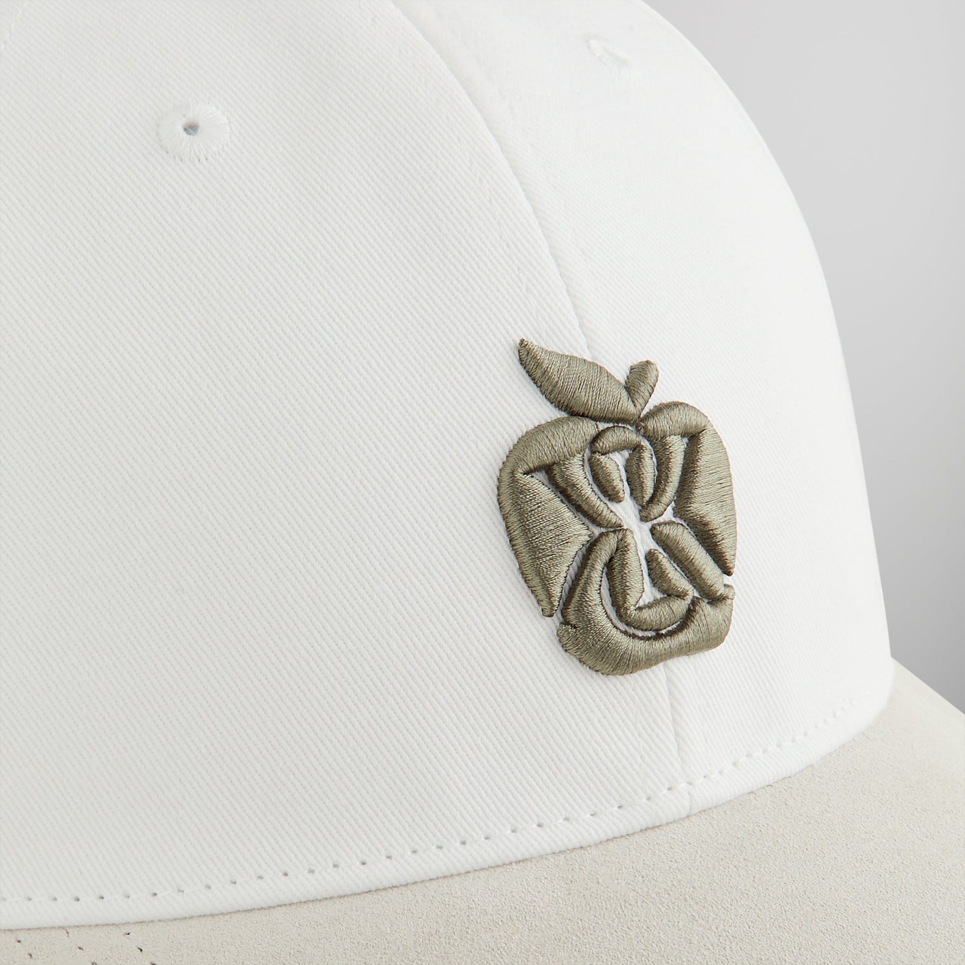 Kith Two Tone Suede Brim Aaron Classic Cap - White PH