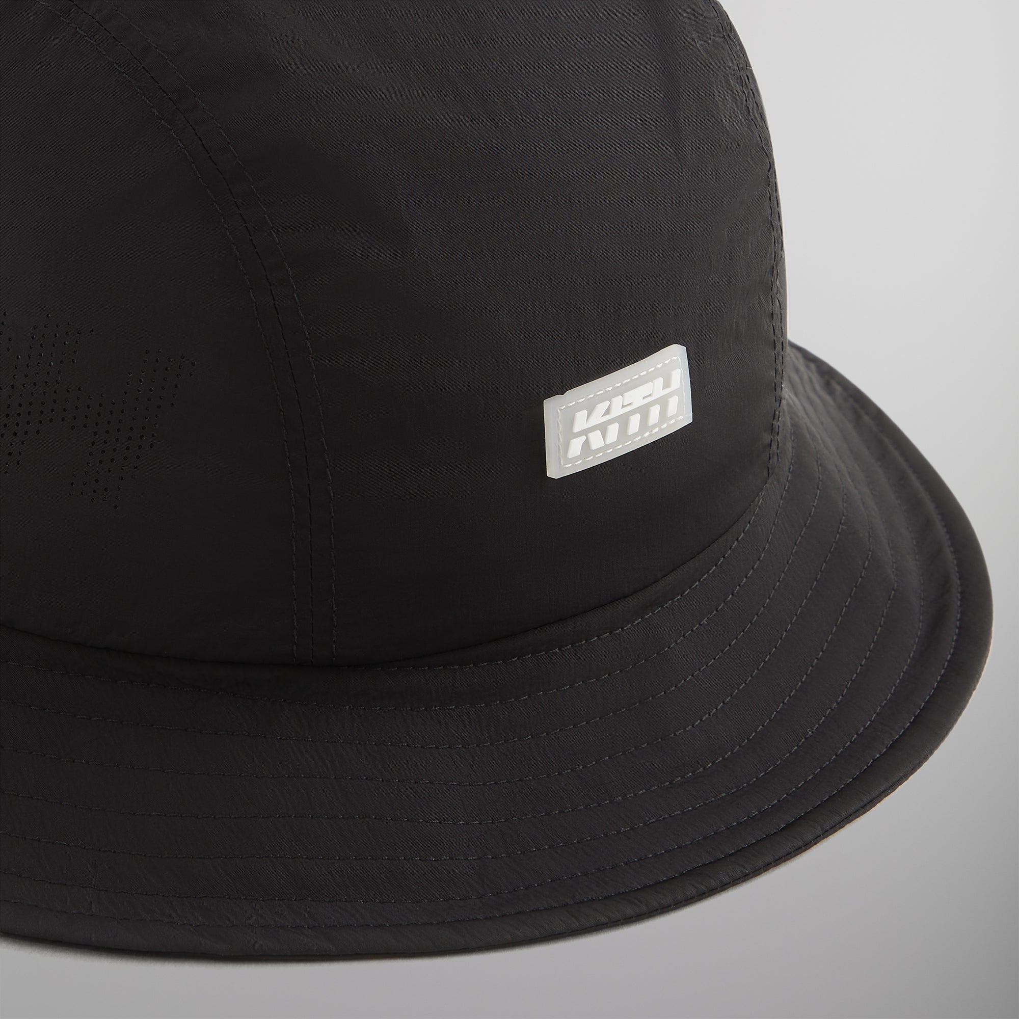 KITH バケットハット バンダナ柄 リバーシブル - メルカリ