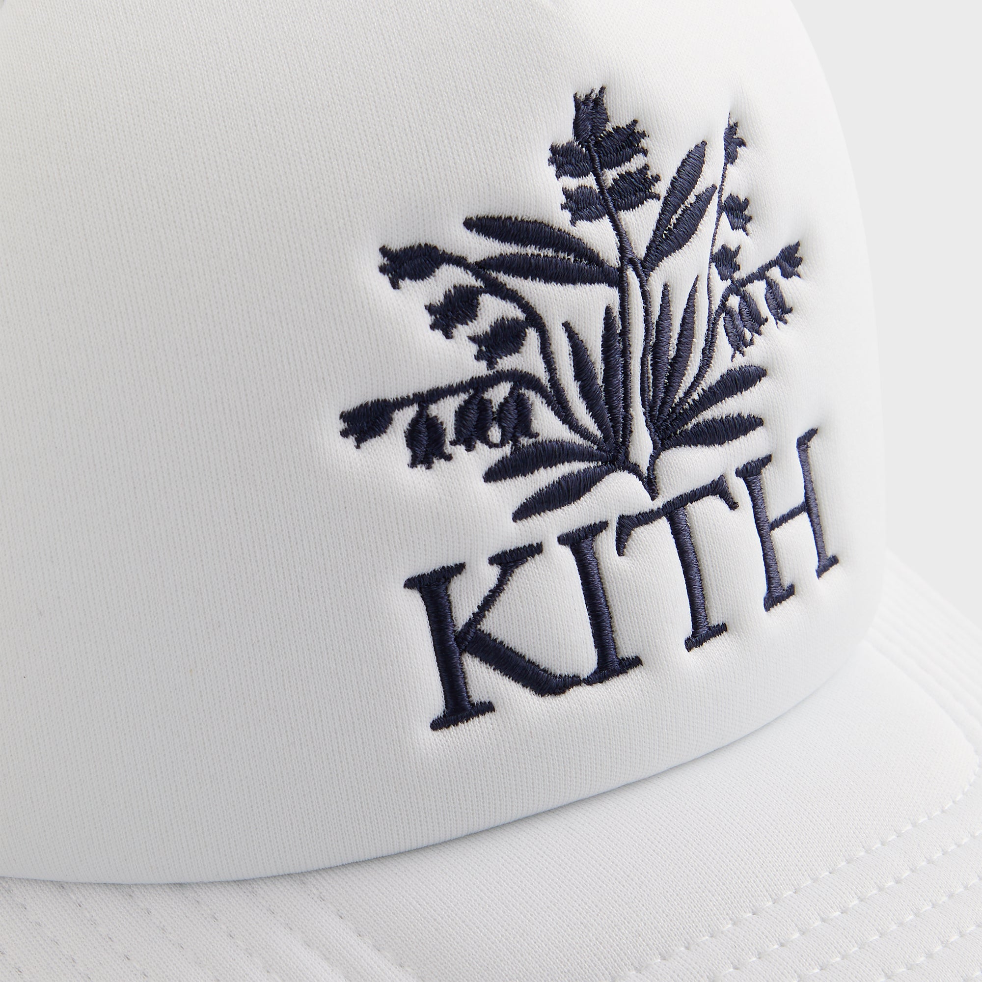 New Kith Hawaii Exclusive Nolan Trucker Hat White Waikiki OS