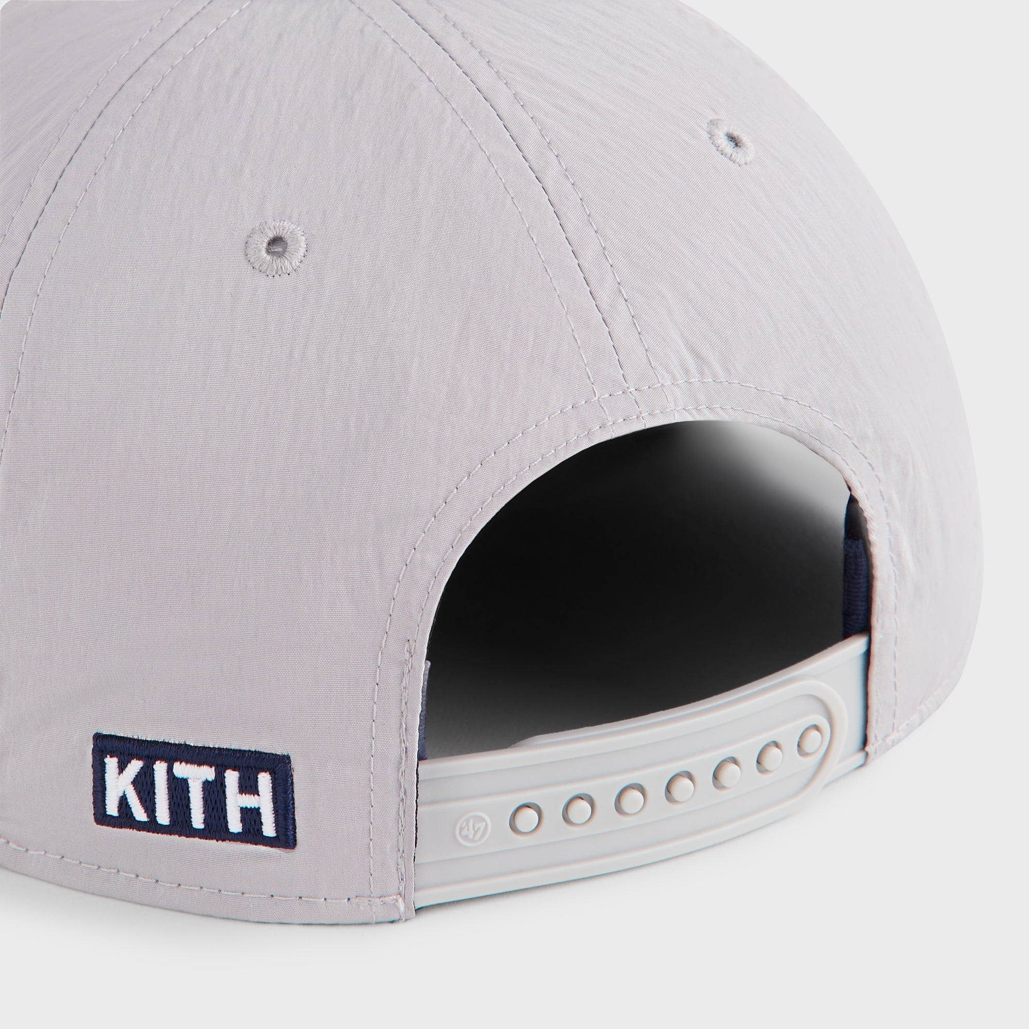 帽子 KITH NewYorkYankees Nylon Hitch Snapback Kith for '47 New York Yankees Hitch Snapback in Nocturnal