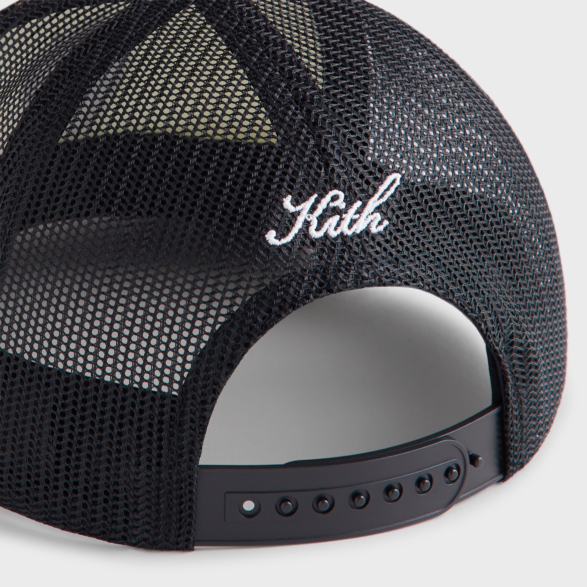 Kith Poly Foam Apple Crest Embroidery Nolan Trucker Hat - Black