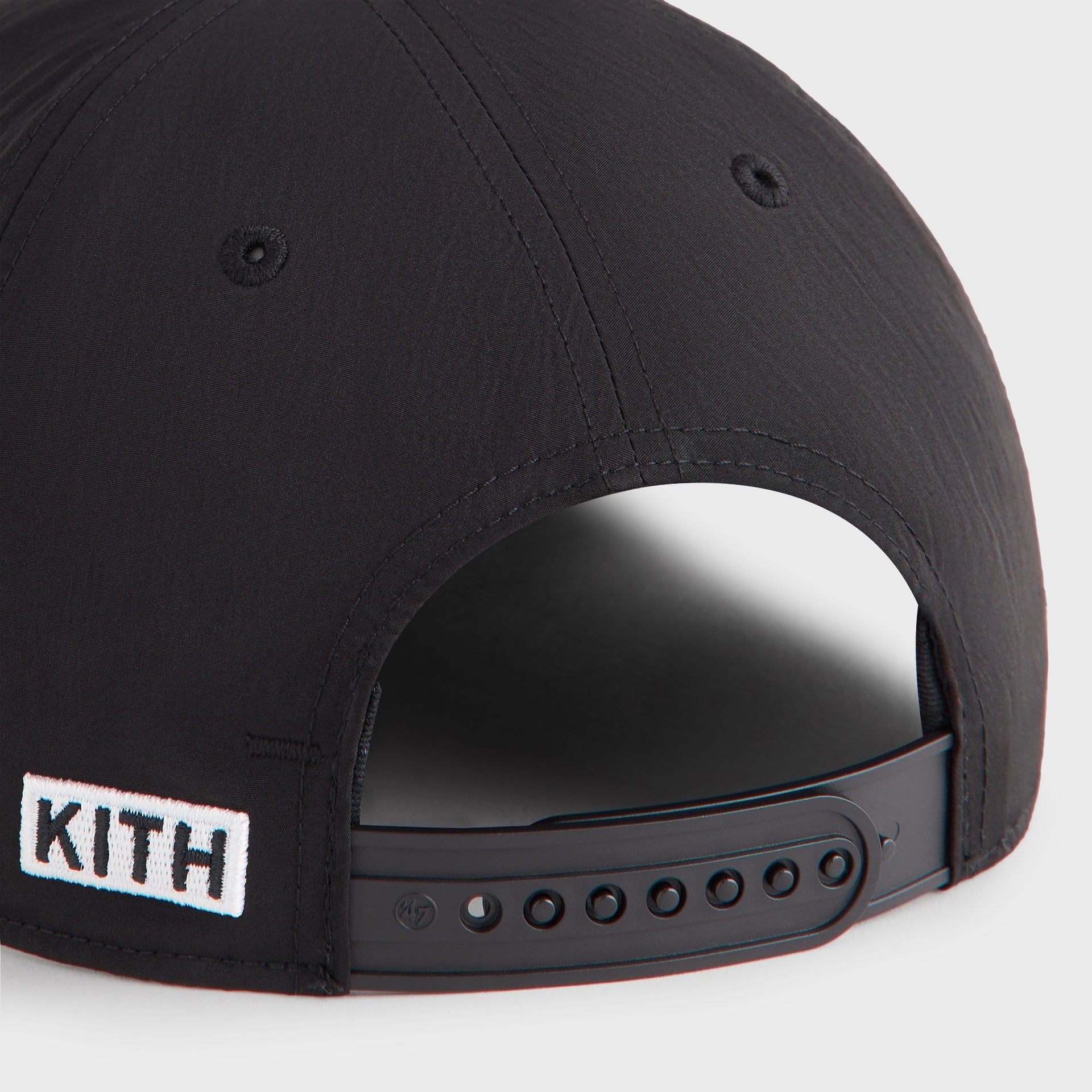 Kith & '47 for the Chicago Cubs Nylon SL Hitch Snapback - Black - PH