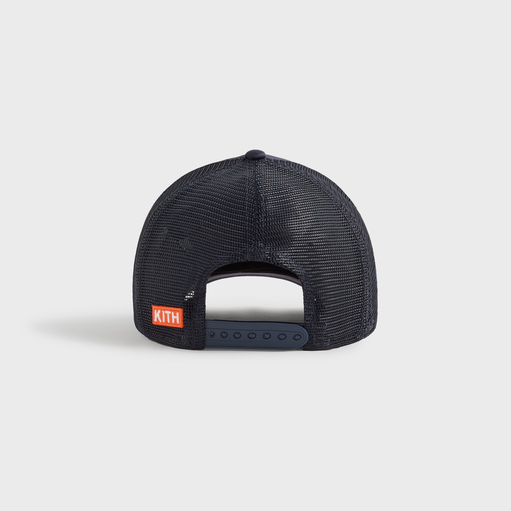 Kith & New Era for the New York Knicks 9FORTY Trucker Snapback - Noctu