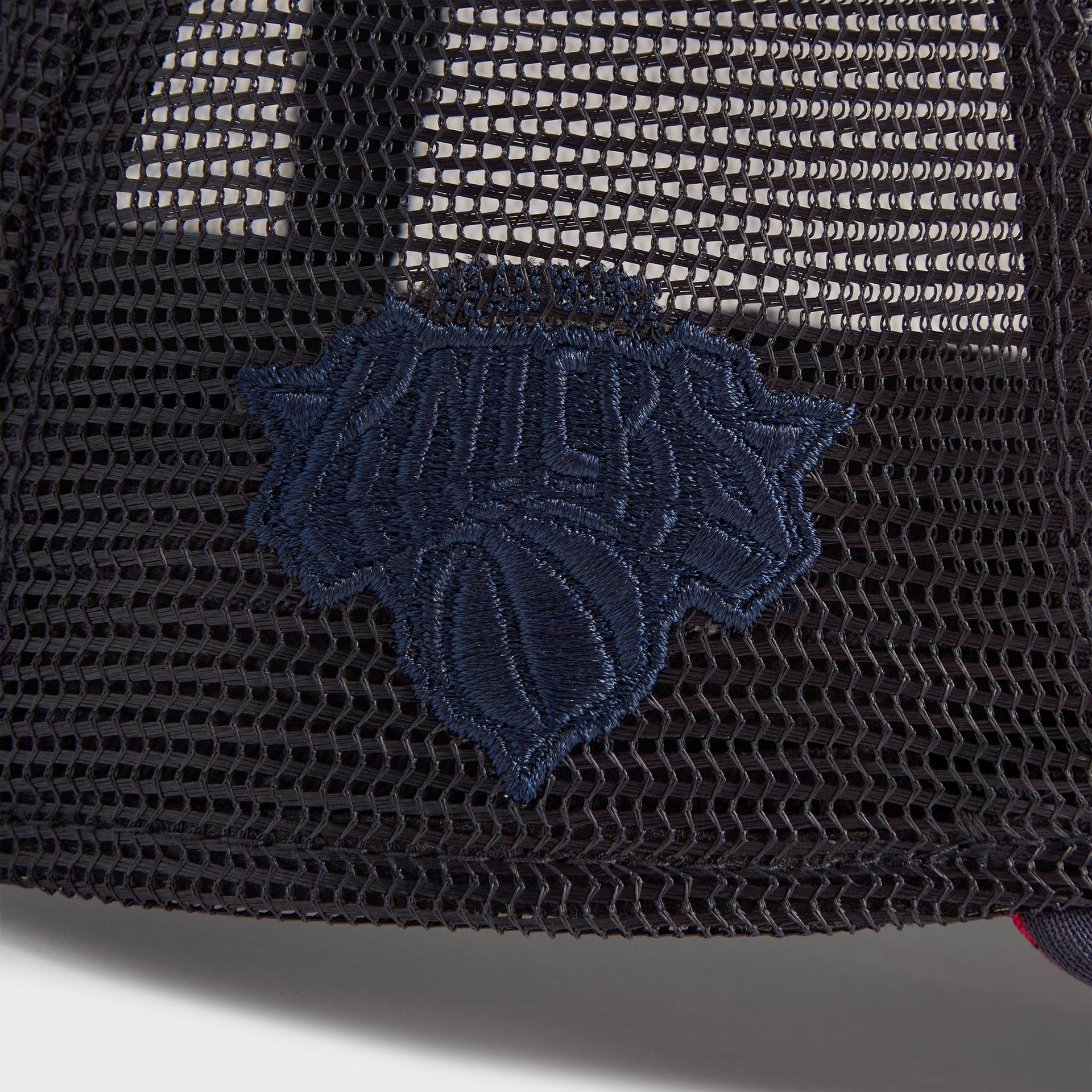 Kith & New Era for the New York Knicks 9FORTY Trucker Snapback - Nocturnal