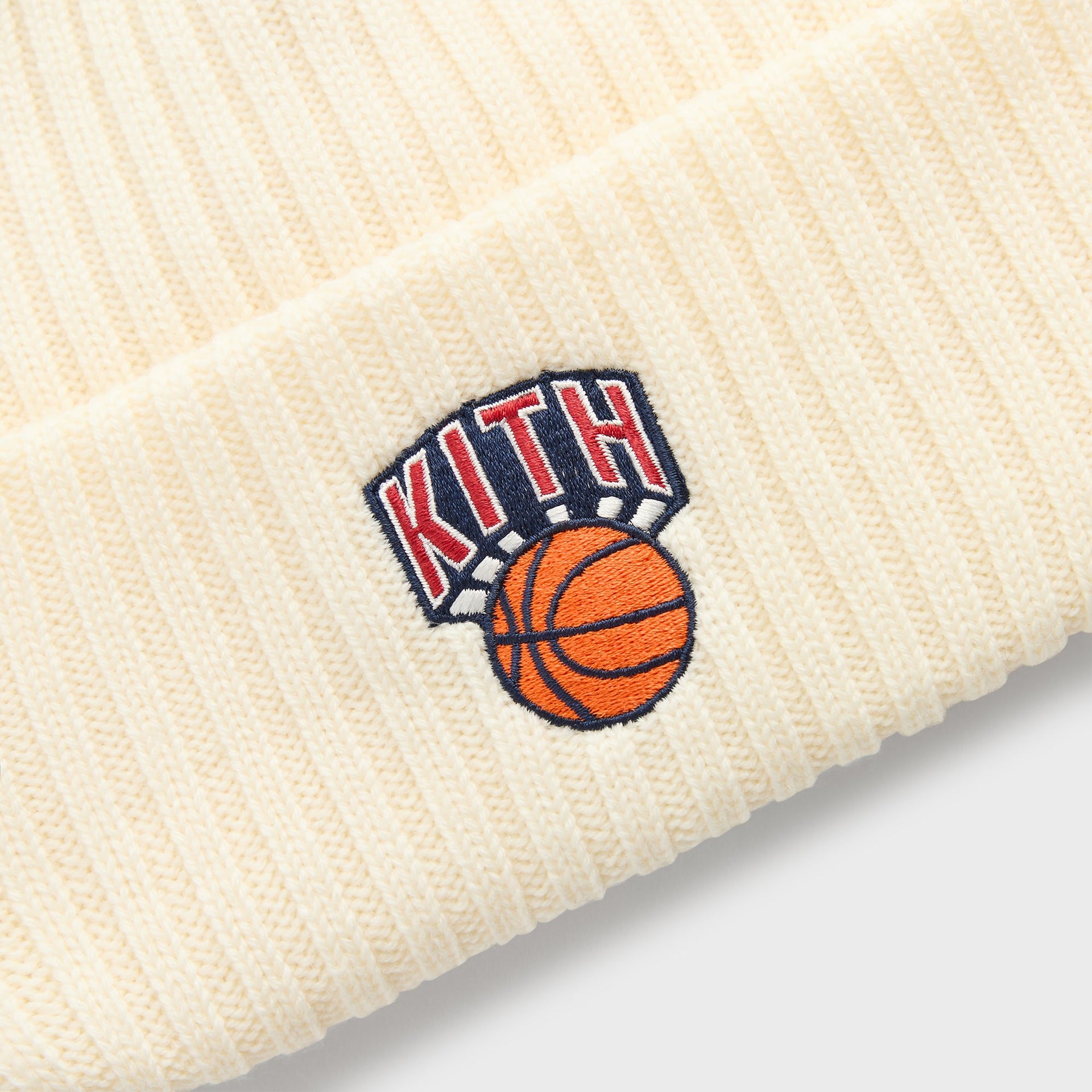 Kith & New Era for the New York Knicks Knit Beanie - Sandrift