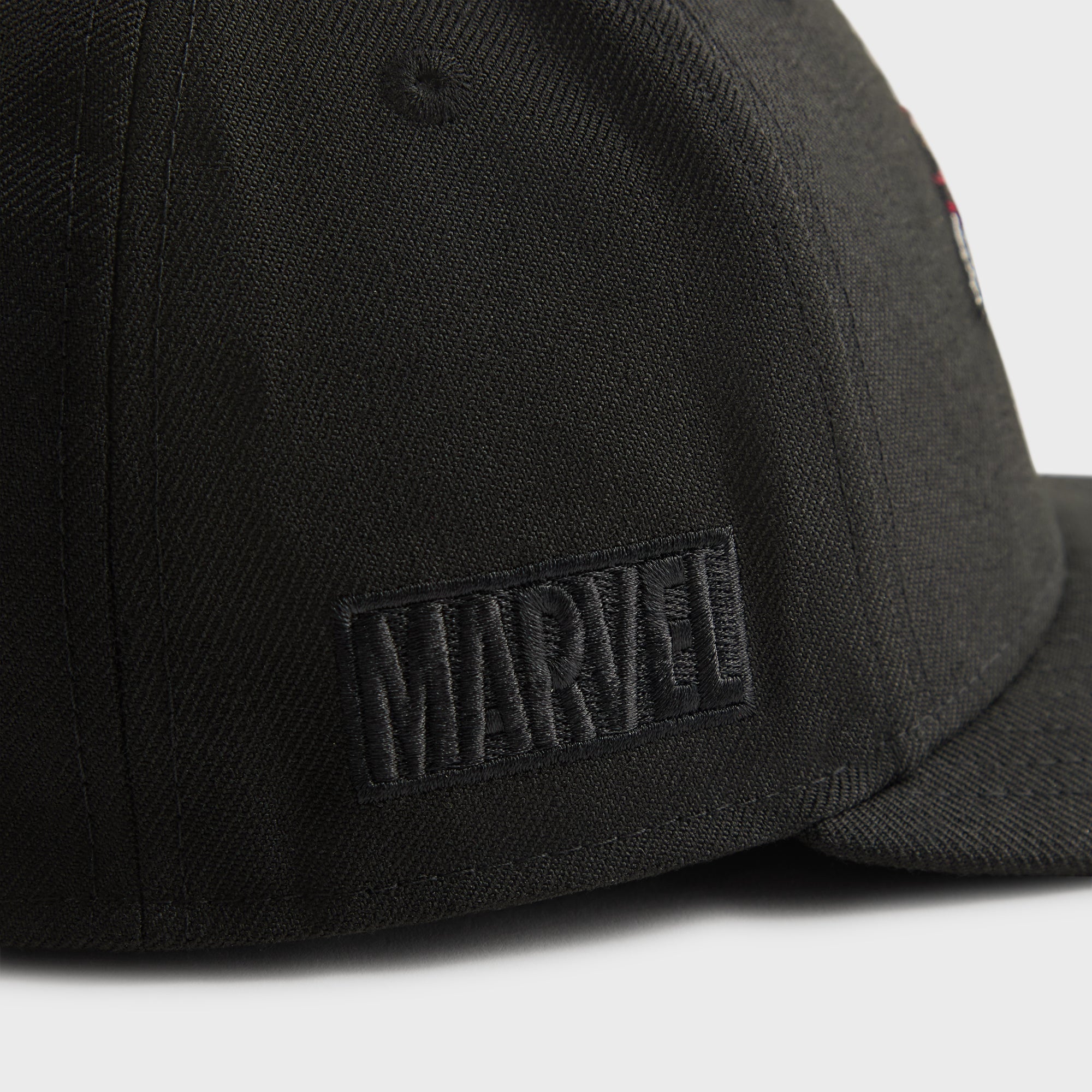 Marvel | Kith for New Era Wolverine Low Profile 59FIFTY Fitted Cap - B