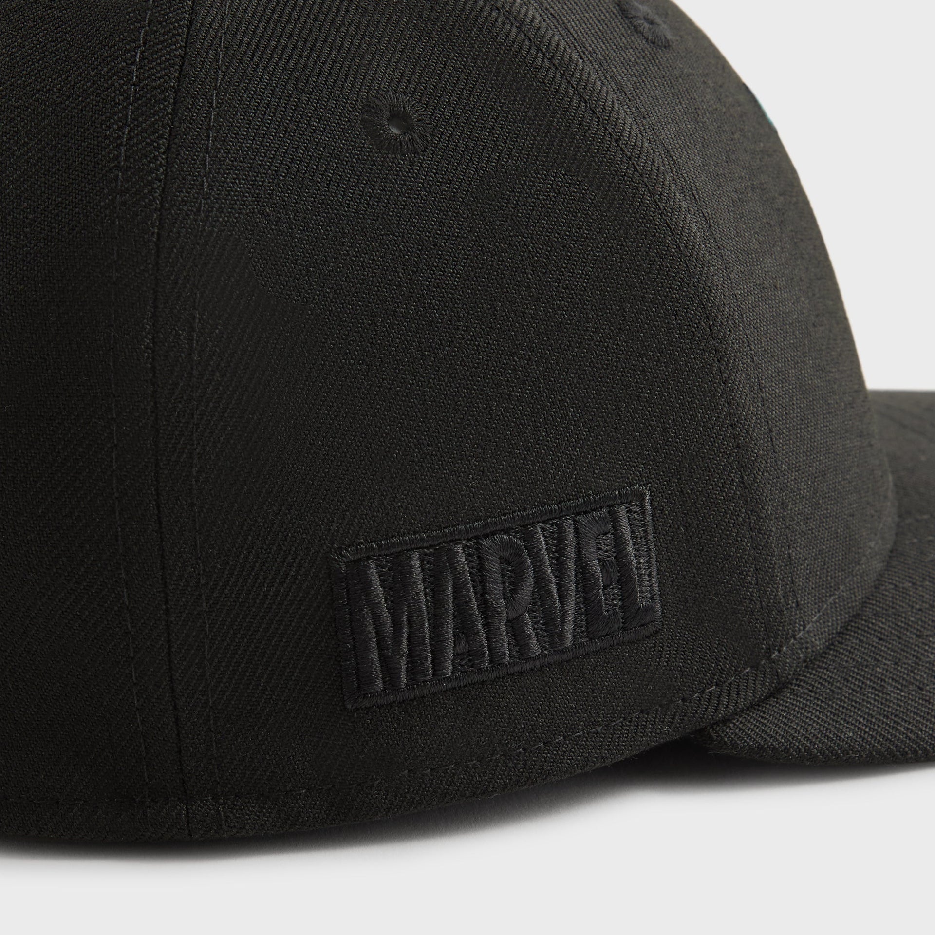 Marvel | Kith for New Era Deadpool Low Profile 59FIFTY Fitted Cap - Black