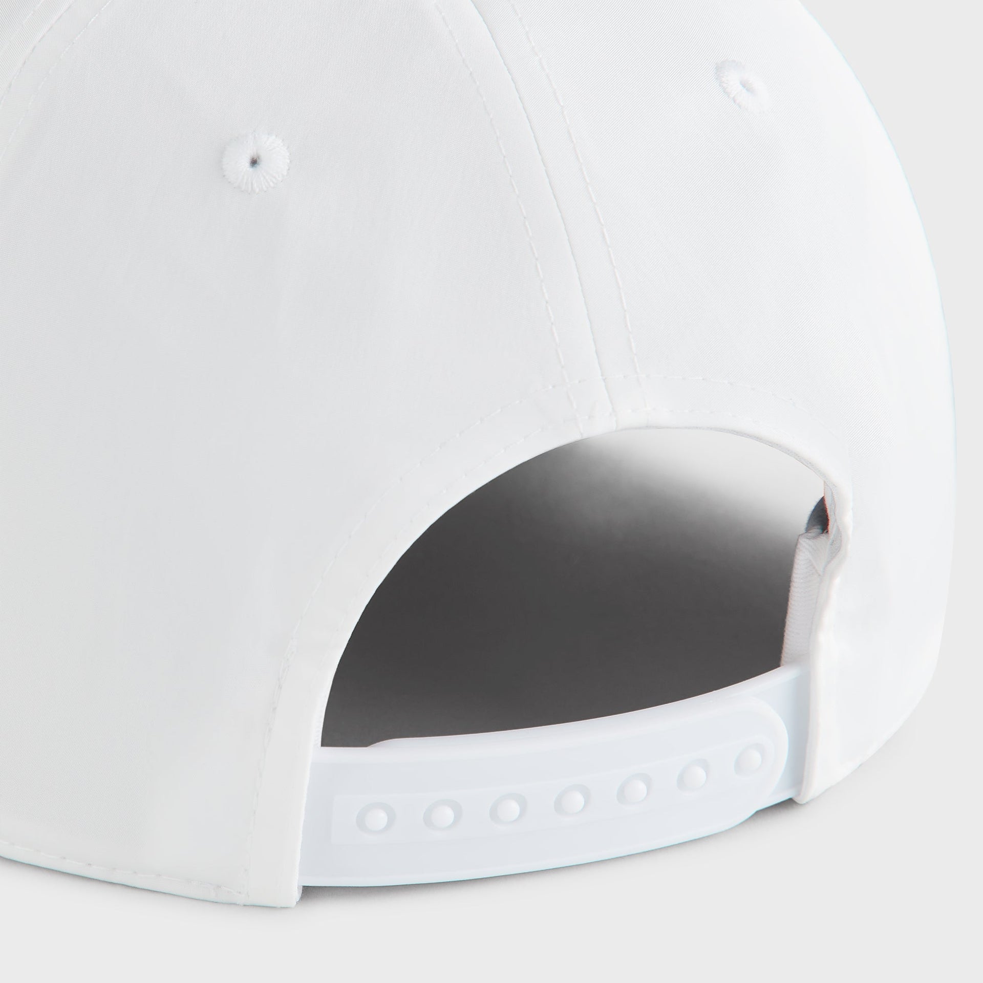 Kith for Olympics Heritage Lake Placid Nylon Bay Low Pinch Crown Snapback - White