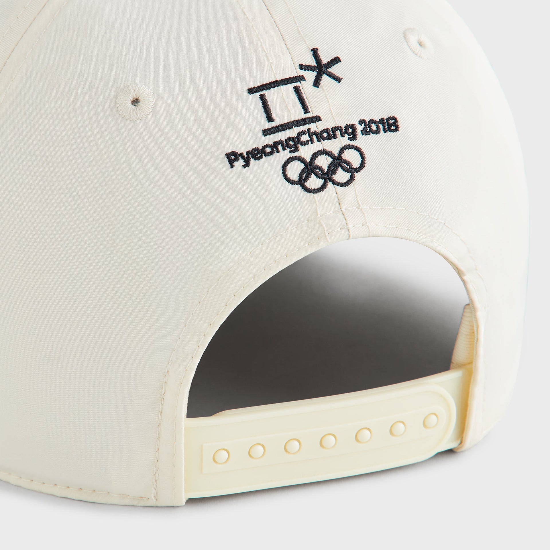 Kith for Olympics Heritage Pyeongchang Nylon Bay Low Pinch Crown Snapback - Sandrift