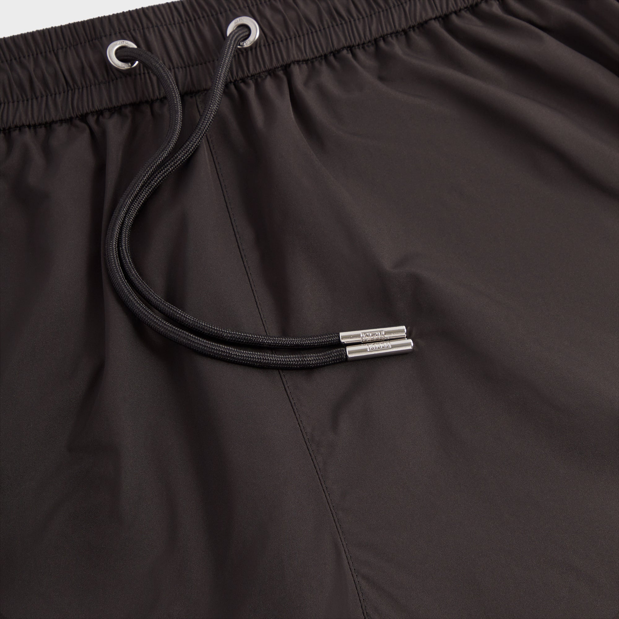 Kith Flocked Crest Tech Active Short - Black – Kith Europe