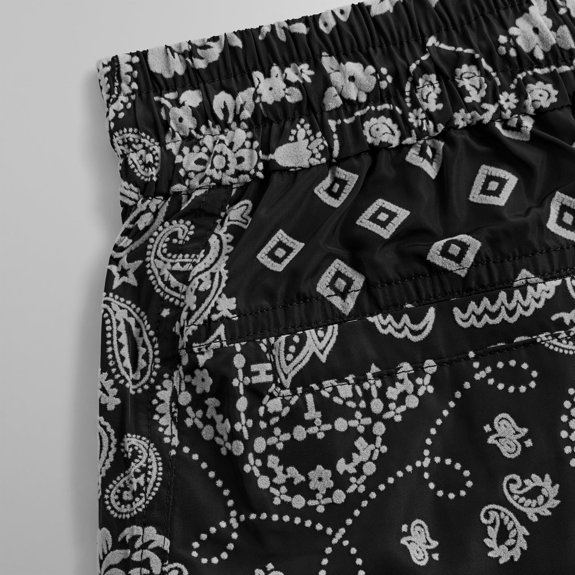 Kith Flocked Deconstructed Bandana Mercer 8 Pant - Black