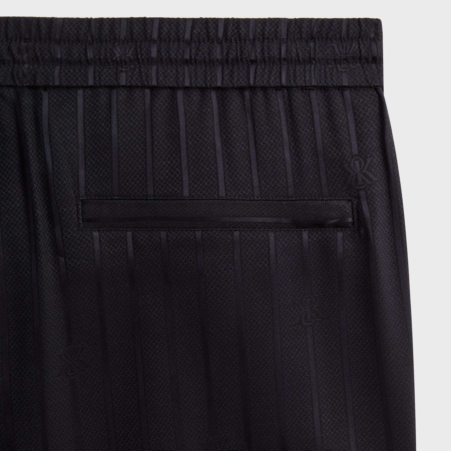 Kith Crest Logo Kylan Pull On Short - Black