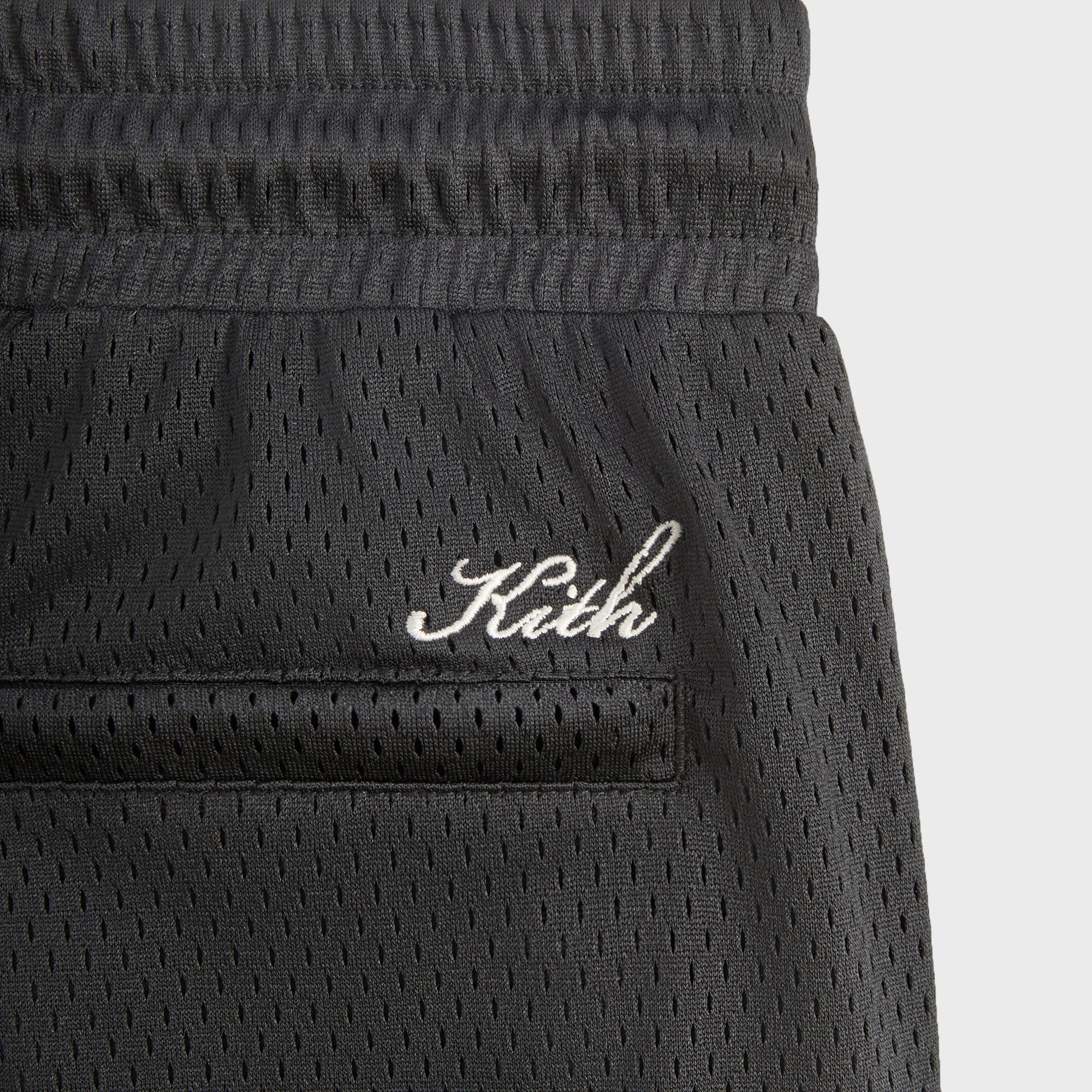 【美品】Kith Harden Panelled Mesh Short Mサイズ Kith Harden Panelled Mesh Short - Cavan - Kith Clothing Store