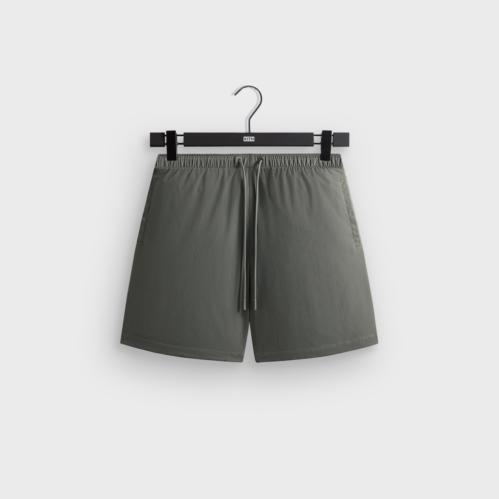 KITH スイムショーツ KHM061281-307-Front.jpg?v=
