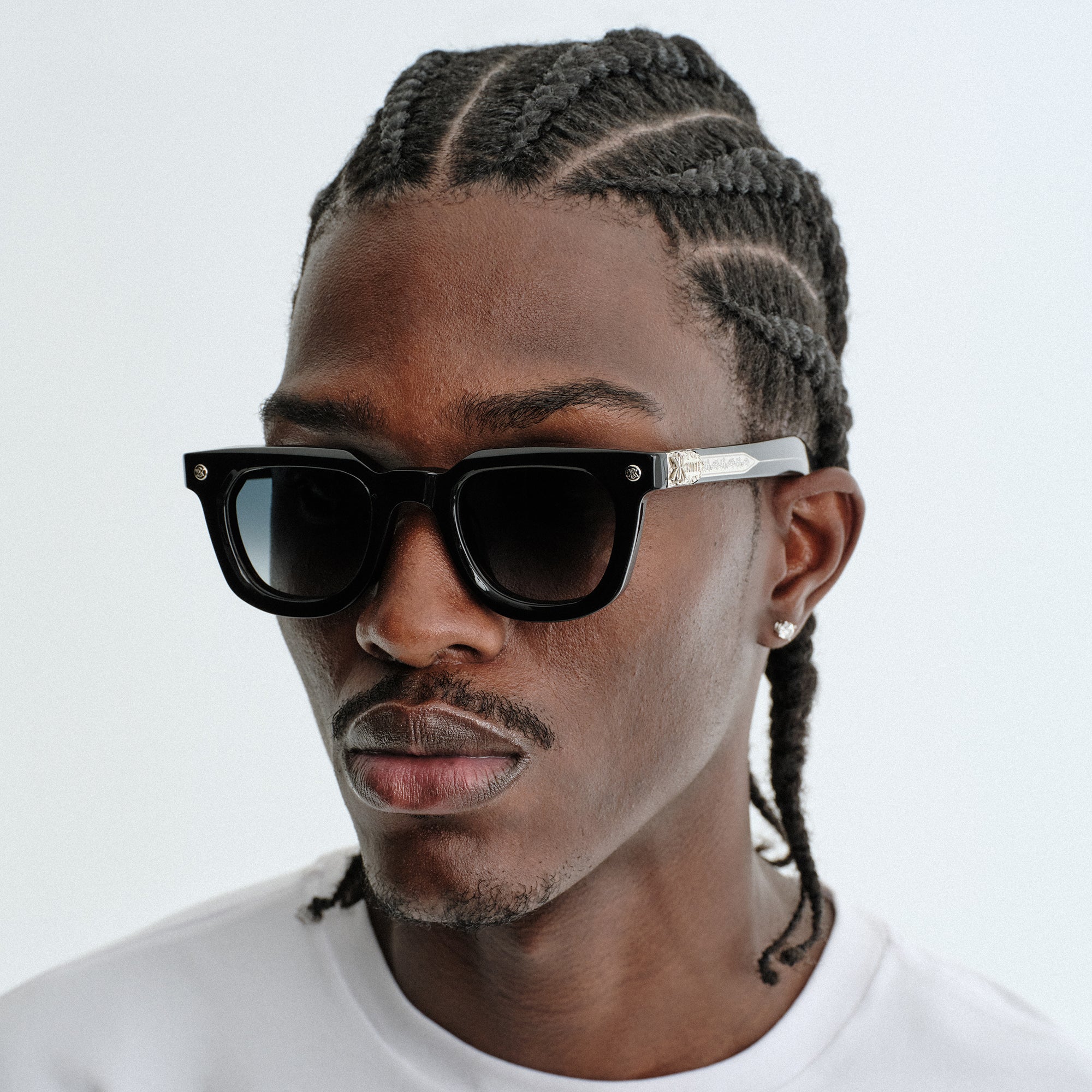 Kith Cove Sunglasses - Black 新品 KHM120030-001-Front.jpg?v=