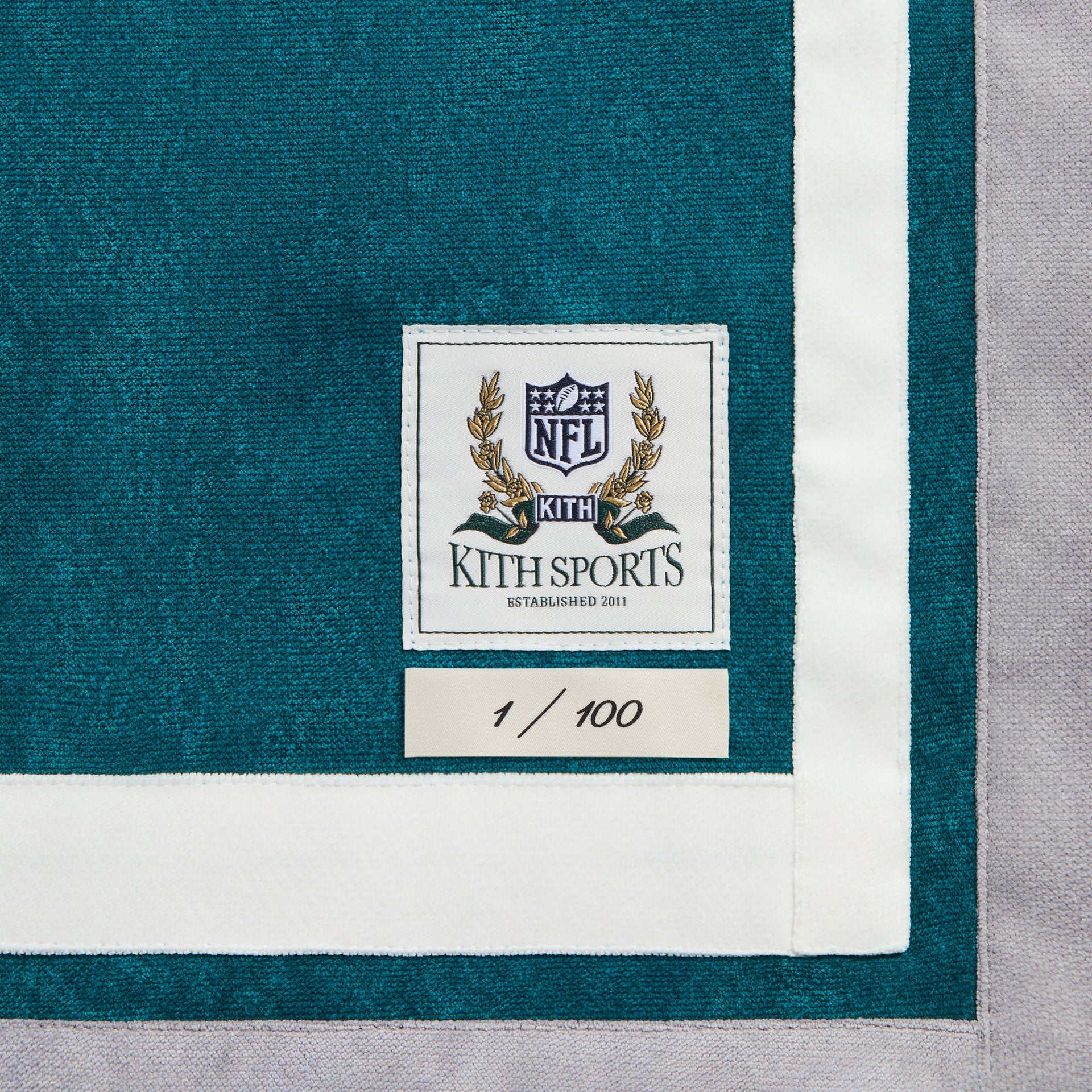 Kith & the NFL for the Philadelphia Eagles Leon Shirt - Laver