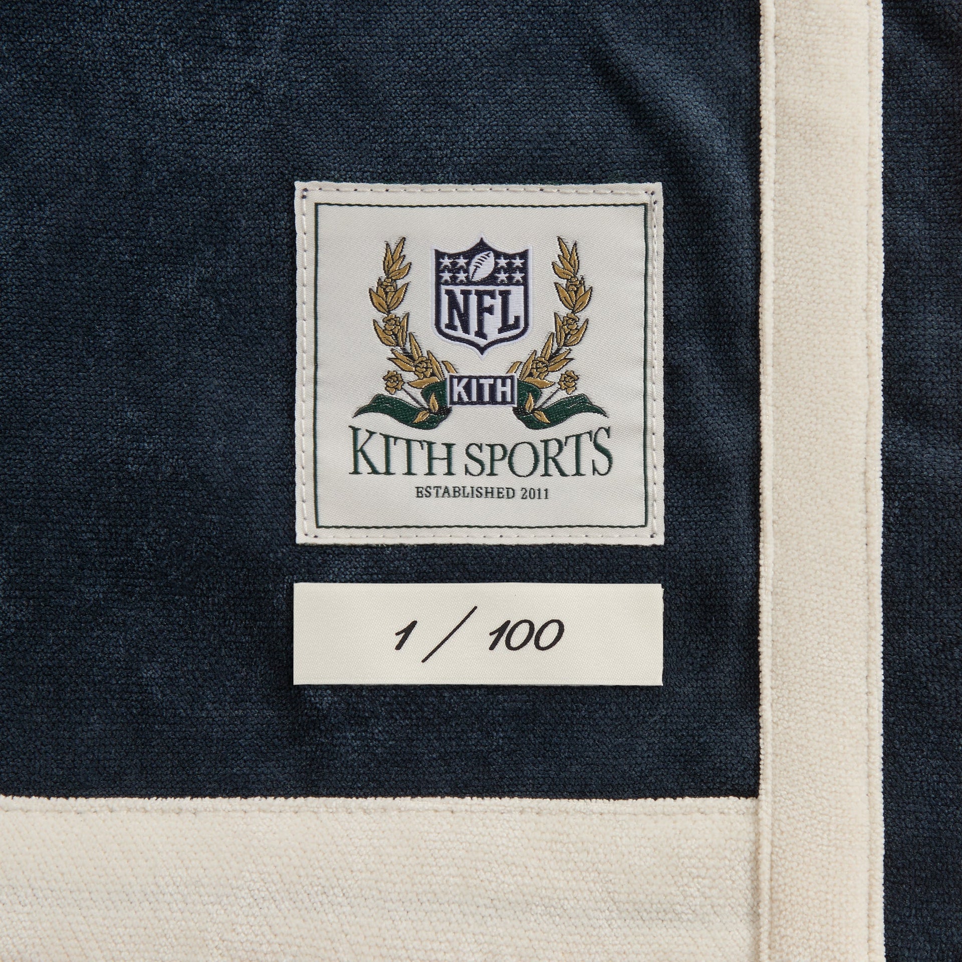 Kith & the NFL for the Chicago Bears Leon Shirt - Nocturnal