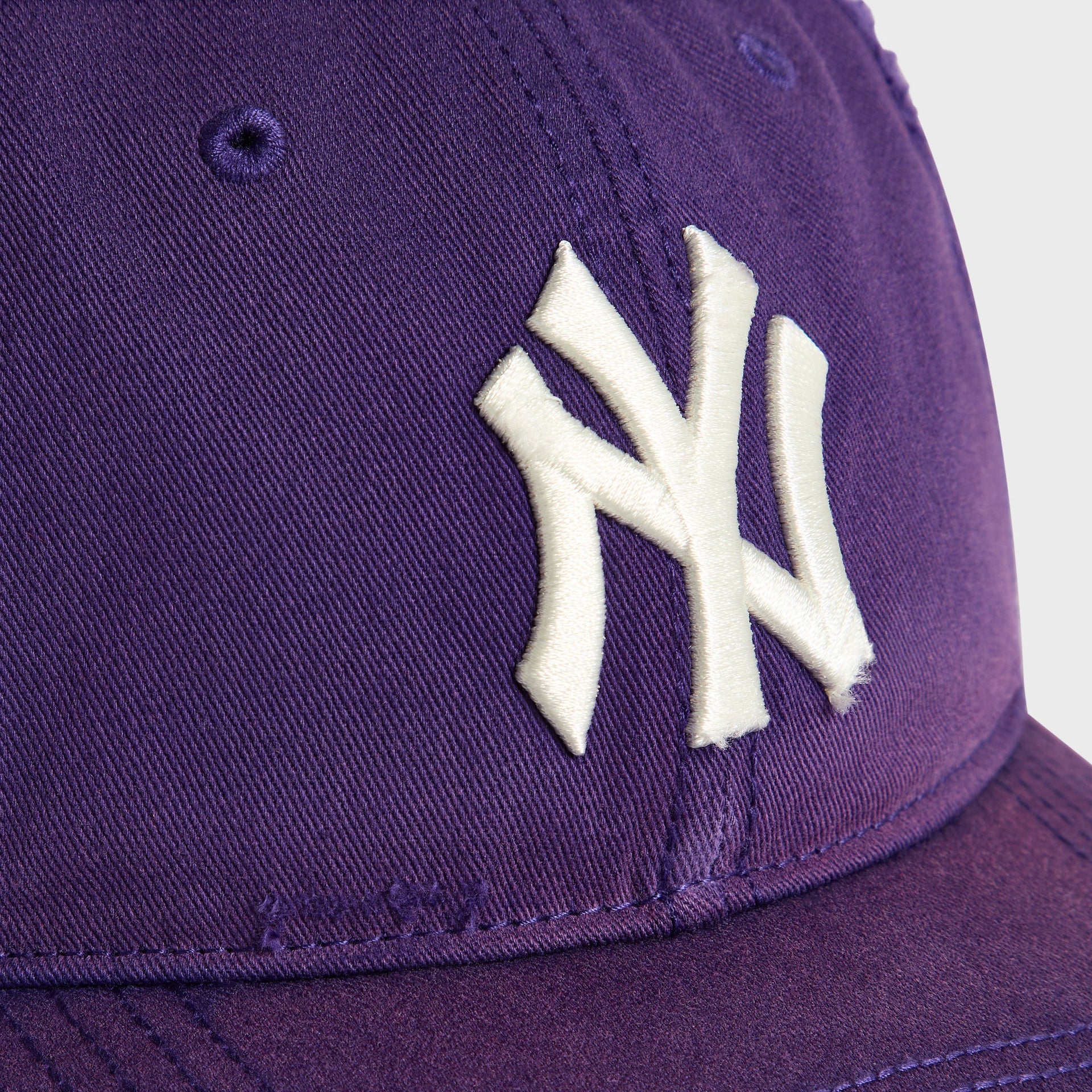 Kith & ‘47 for the New York Yankees Sun Faded Franchise LS Cap - Solitaire