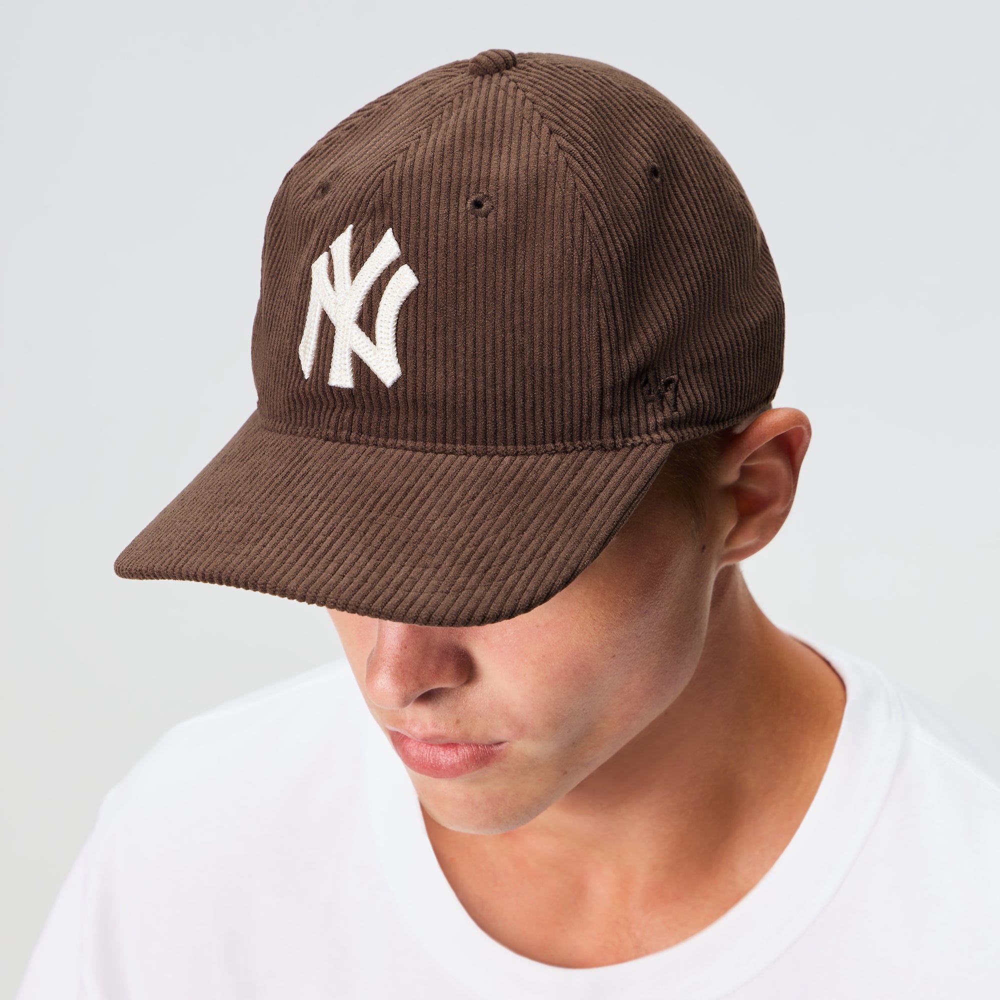 帽子 Kith NYY Franchise LS Corduroy M Kith & '47 for the New York Yankees Corduroy Franchise LS Cap - Kindli