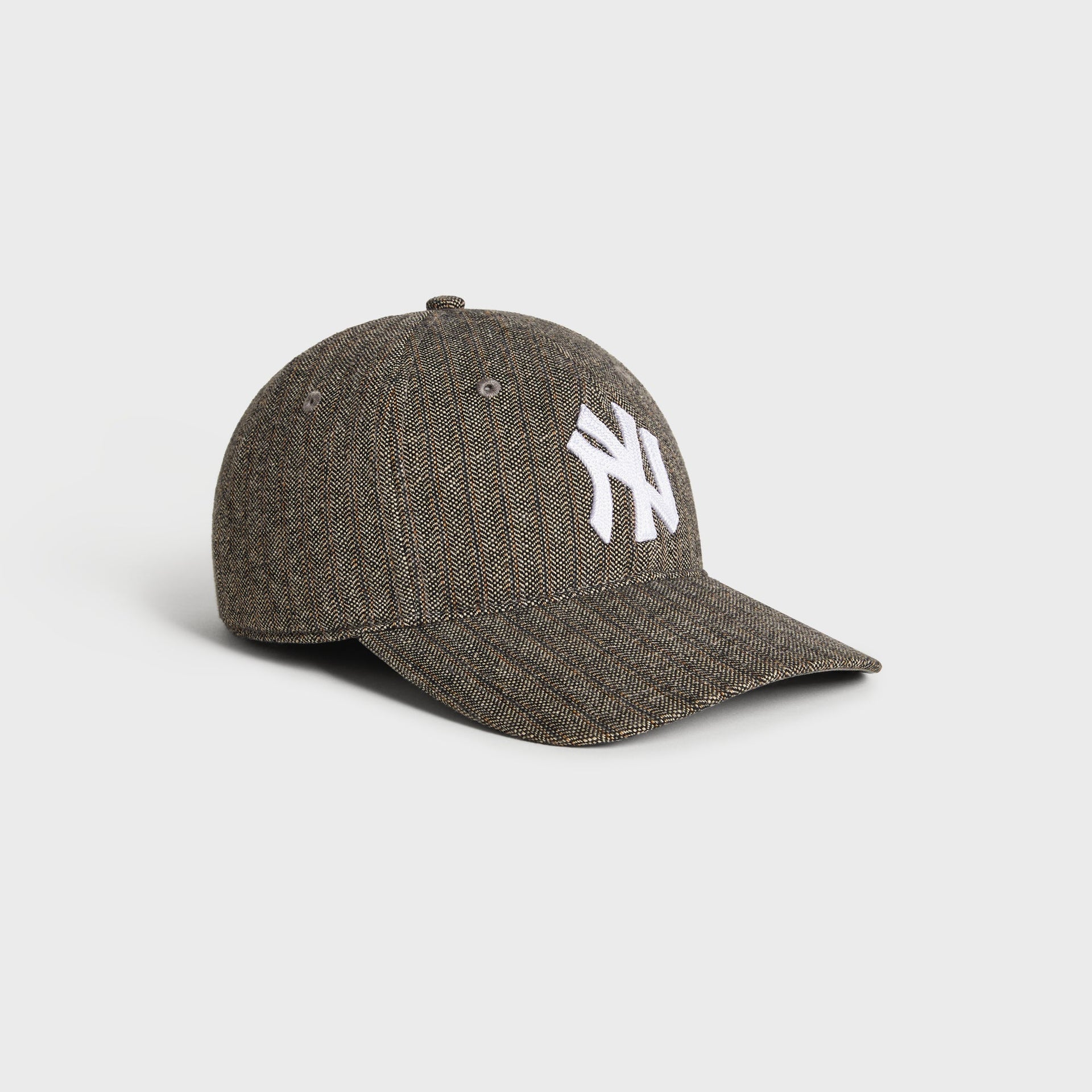 Kith & '47 Yankees Franchise LS Cap in Apocalypse, three-quarter angle view of the striped herringbone crown