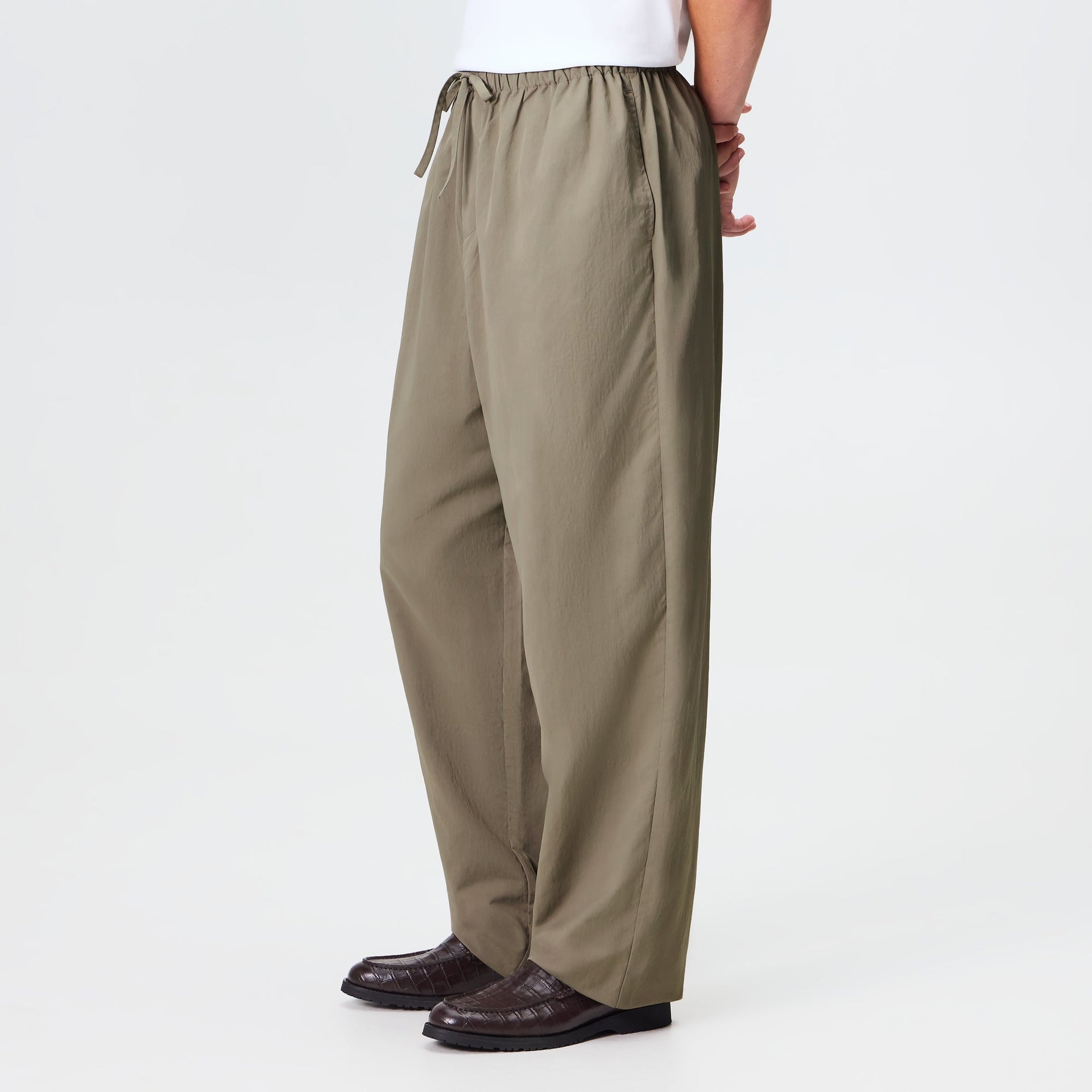 Kith Nylon Maverick Pant - Icy Olive - PH