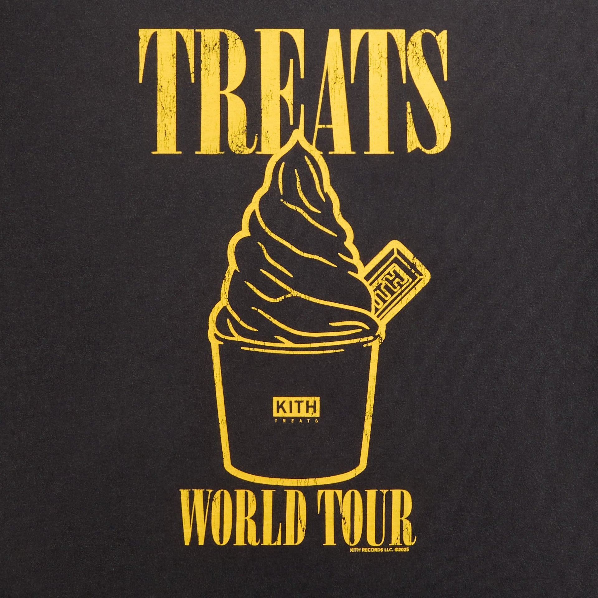 Kith Treats Heart-Shaped Swirl Vintage Tee - Black