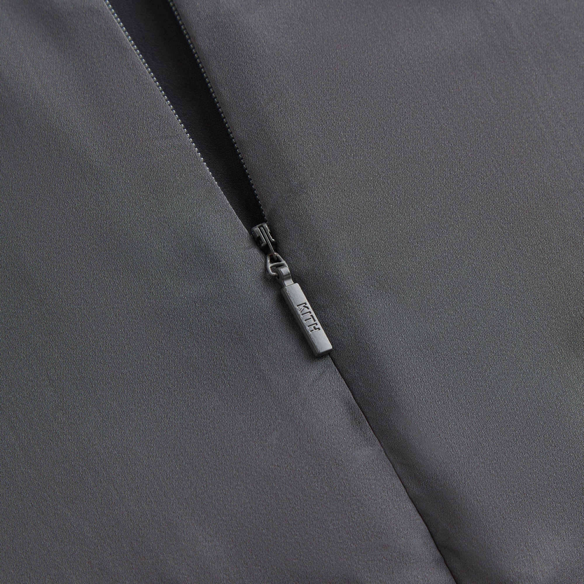 レア物　完売品　新品未使用 Kith Grayson jacquard ダウン KITH（キス）ダウンジャケット/ダウンベスト 赤 サイズ:L メンズ