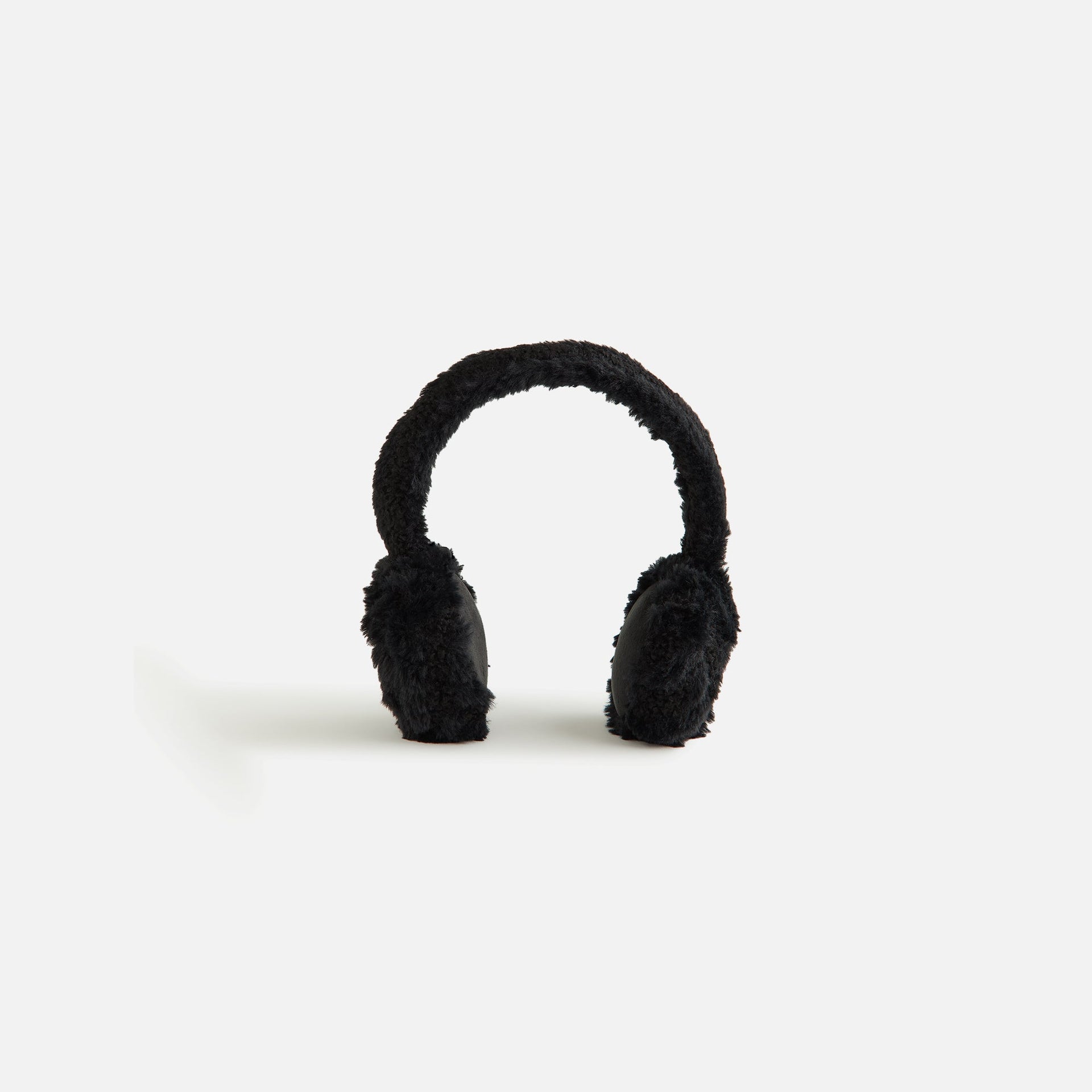 Kith Women Shearling Cable Knit Ear Muff - Black PH