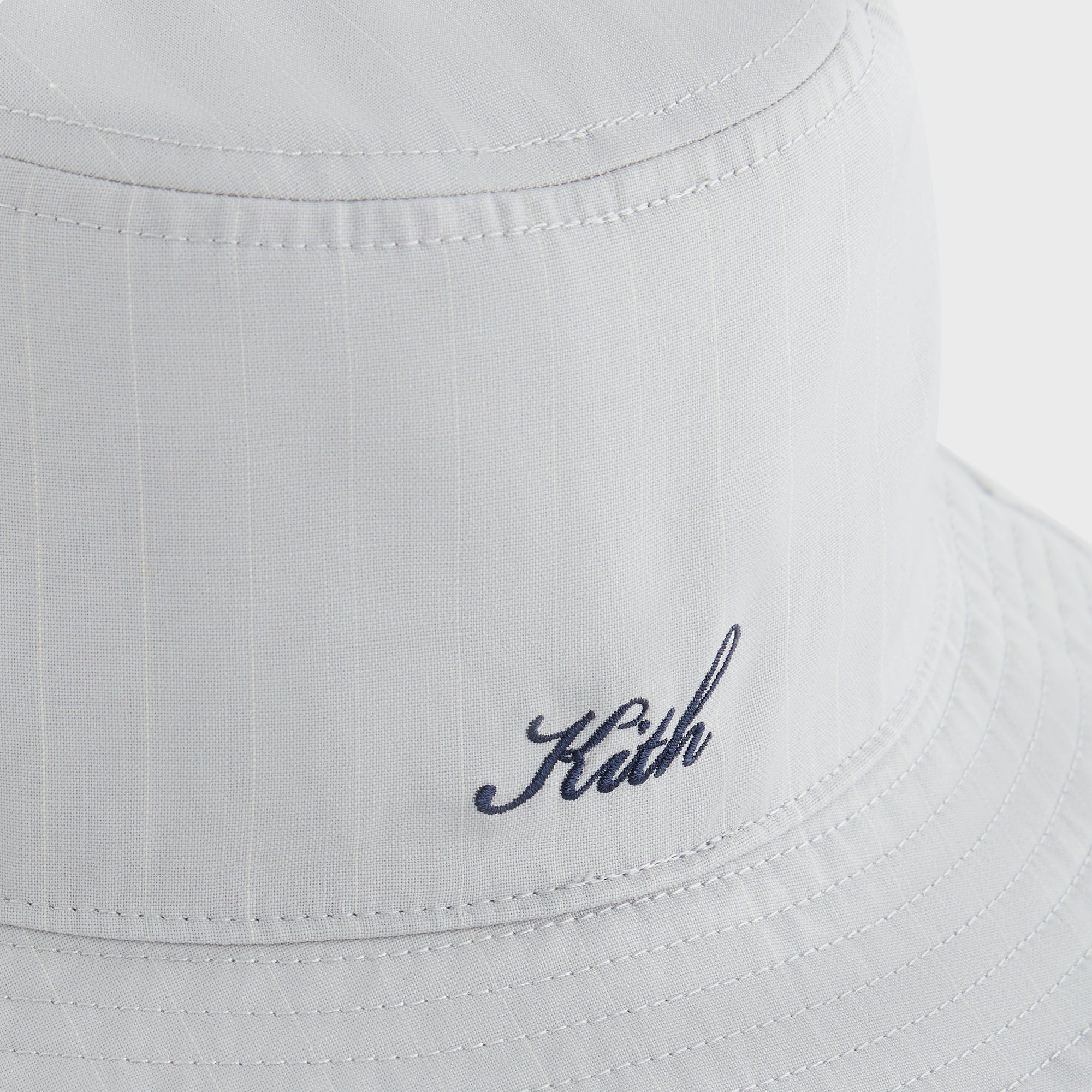 送料関税込み KITH NYC New York Yankees Bucket Hat Kith Women & '47 for the New York Yankees Bucket Hat - Sandrift