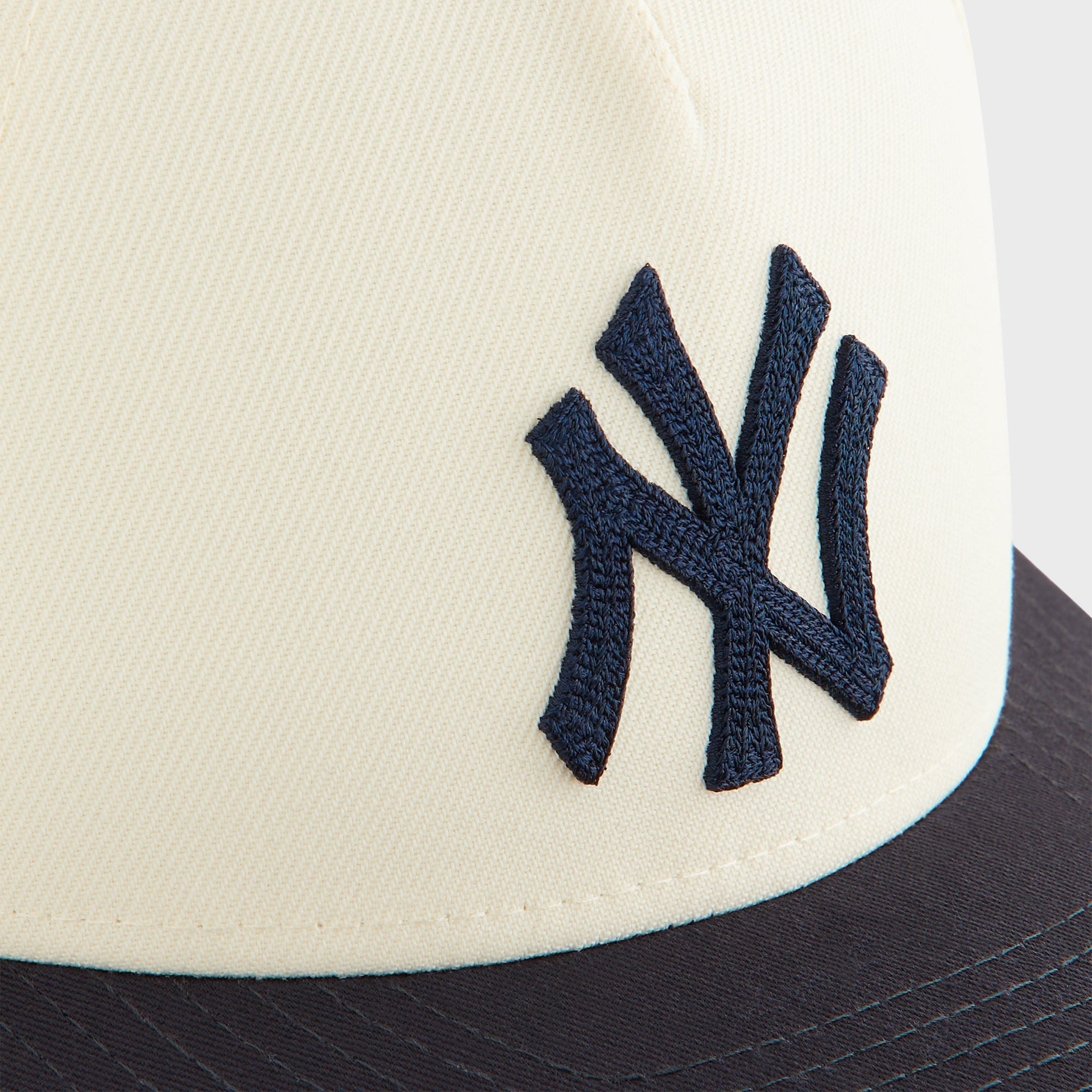 Kith Women & New Era for the New York Yankees 9FORTY Snapback - Sandrift - PH