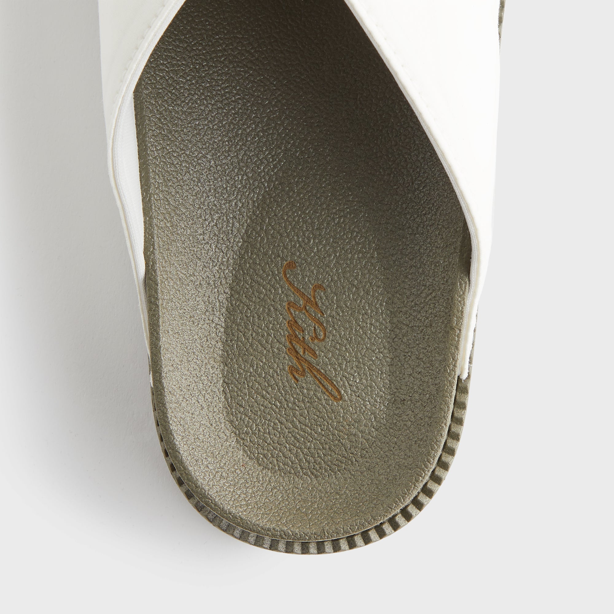 靴 Kith Women Medallion Cross Slides EU41 KHWSH0012-4022-Front.jpg?v=