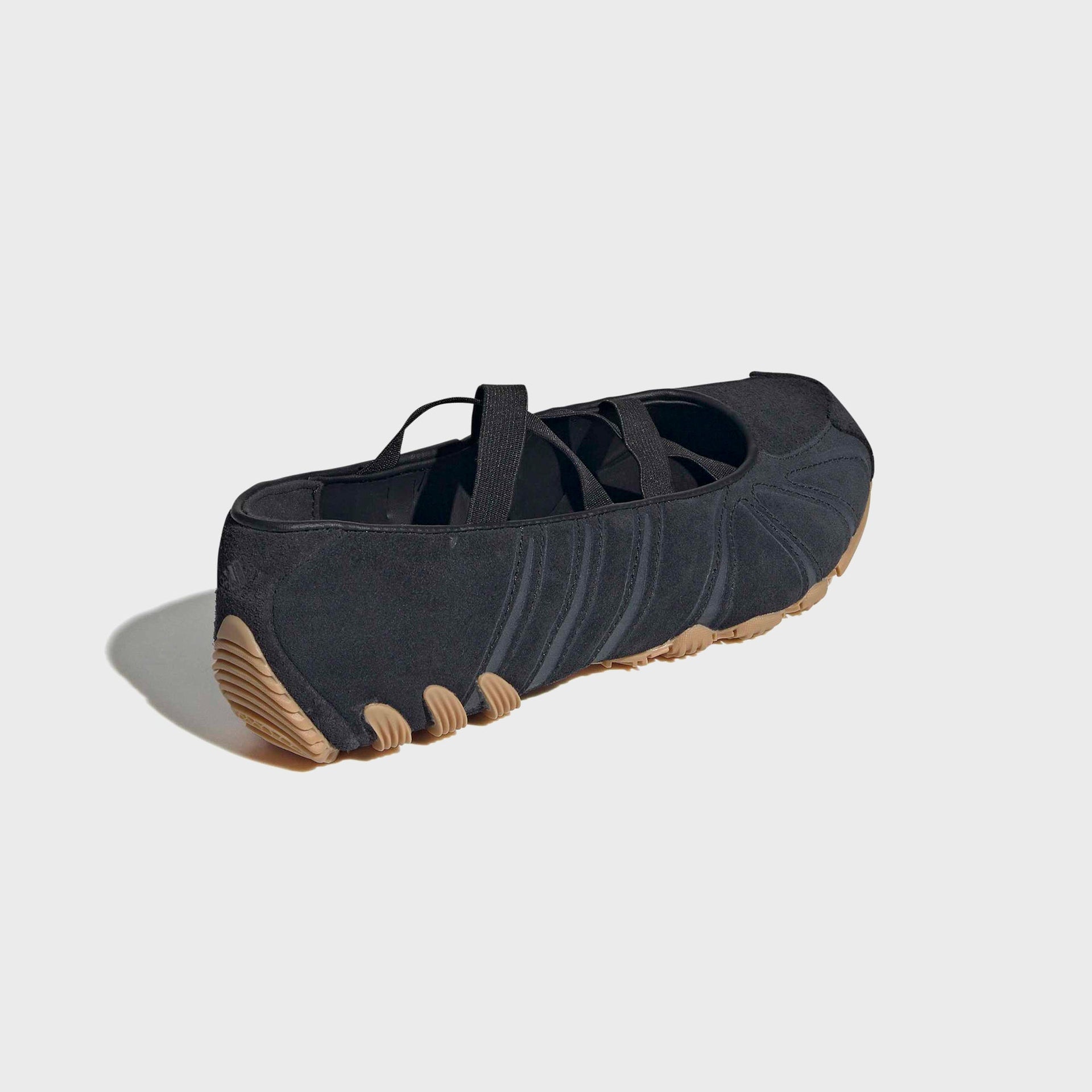 adidas WMNS Ghost Sprint Ballet - Core Black / Gum