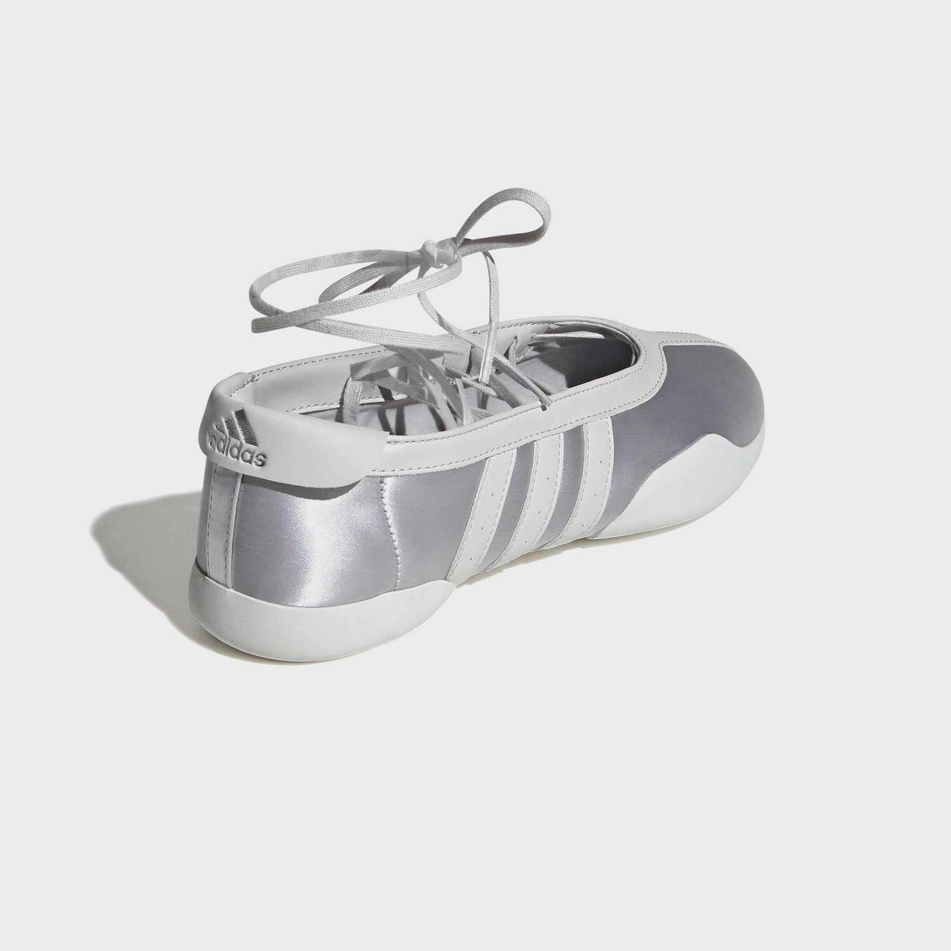 adidas WMNS Taekwondo Mei Ballet - Silver Metallic / Grey One / Cloud White