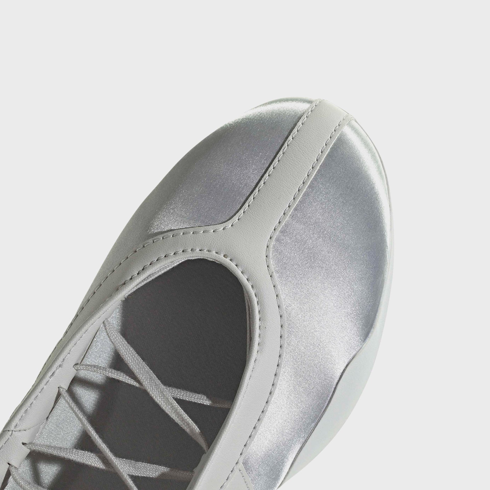 adidas WMNS Taekwondo Mei Ballet - Silver Metallic / Grey One / Cloud White