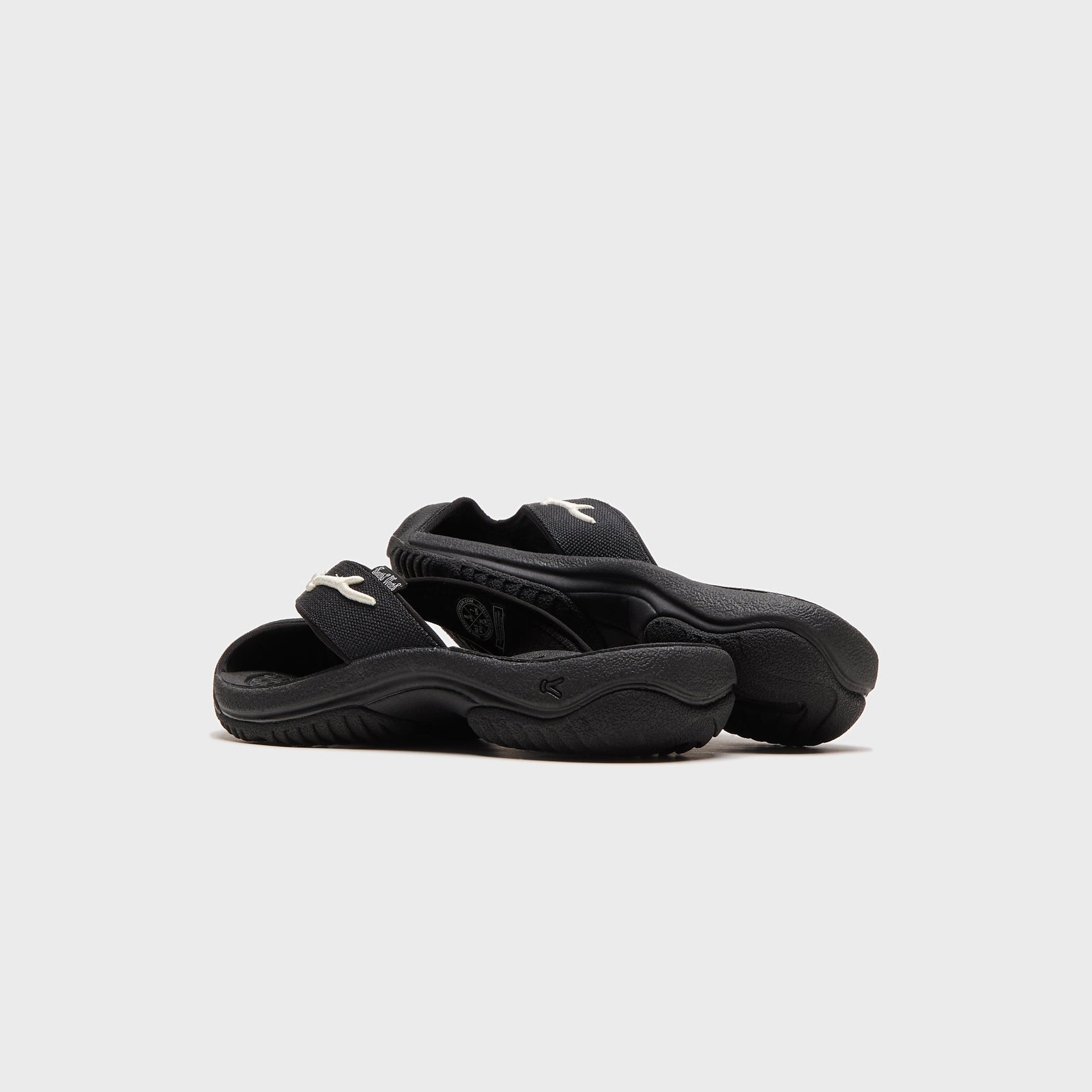 Keen x South2 West8 Waimea H2 - Deer Horn Embroidery
