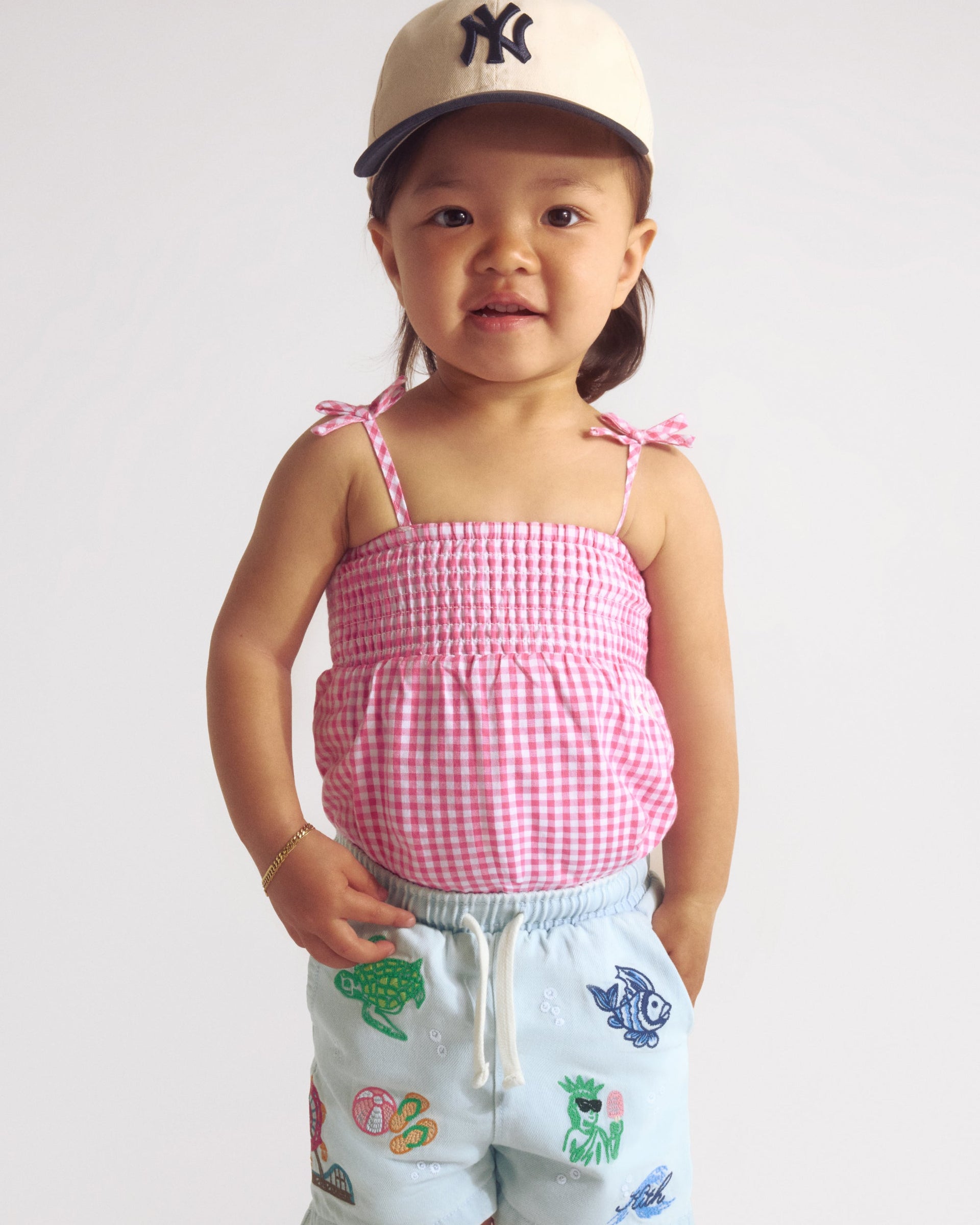 gid://shopify/MediaImage/45825279131924
