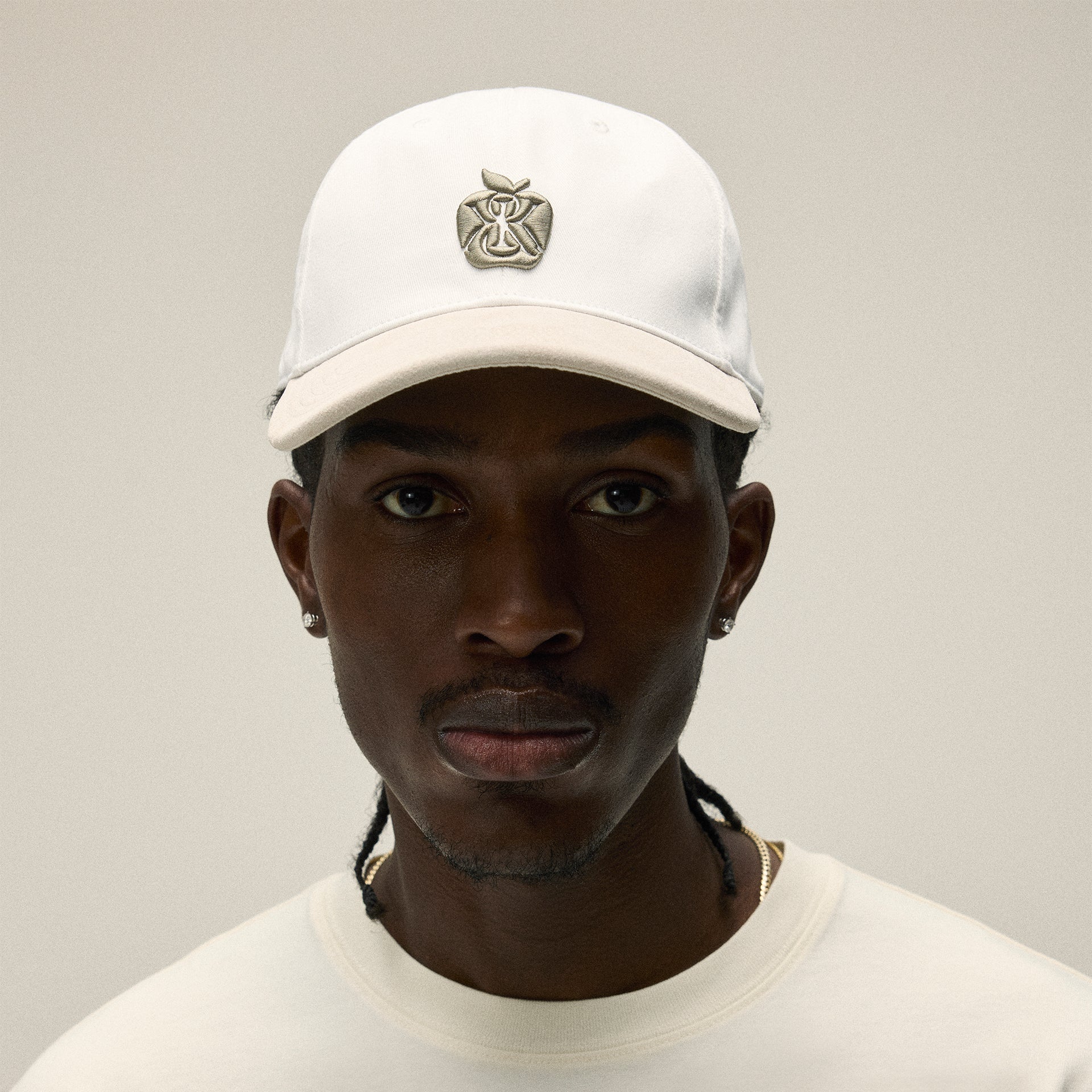 Kith Two Tone Suede Brim Aaron Classic Cap - White