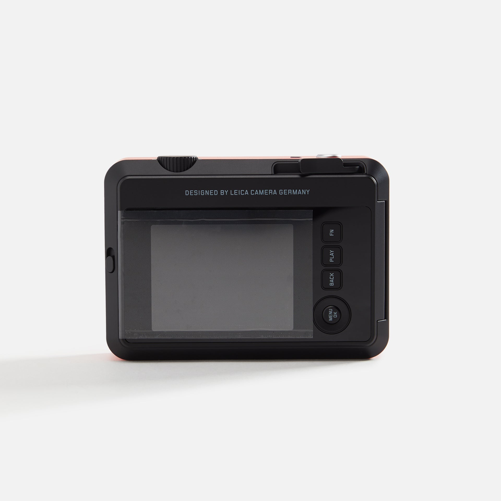 A Brand New Leica Camera for $389? Sofort 2 is here A Brand New Leica Camera for $389? Sofort 2 is here