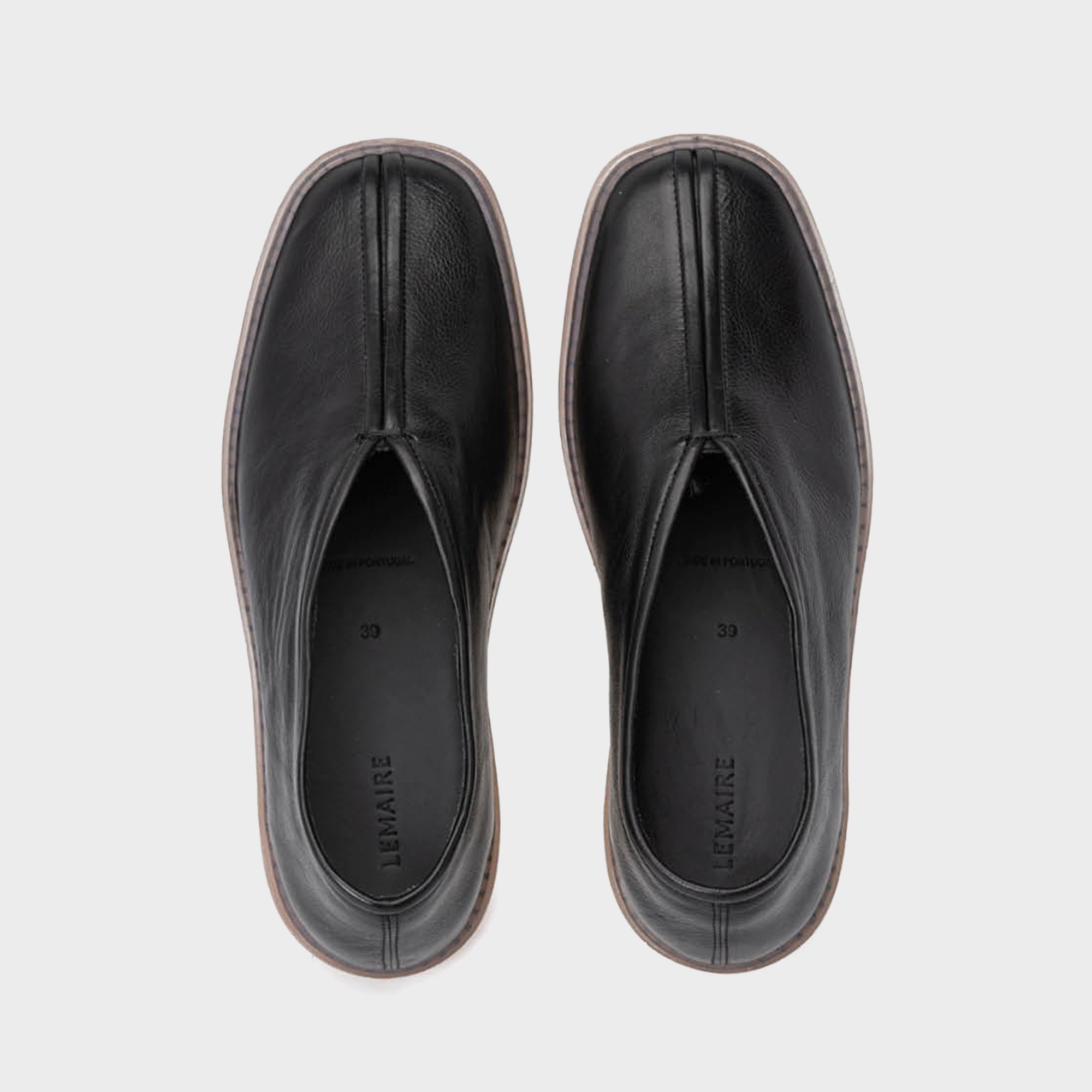 【関税込み】LEMAIRE ブラック Linoleum Piped スリッポン 22157844_52173126_1000.jpg