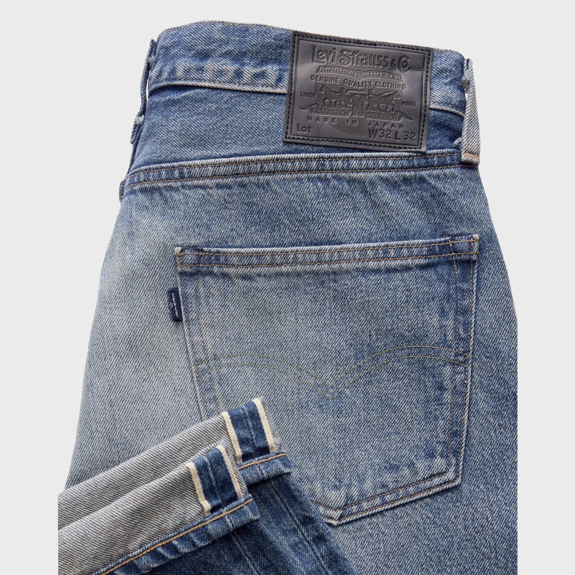 Levi's Blue Tab Anchor Relaxed Jeans - Saddle Rock MIJ