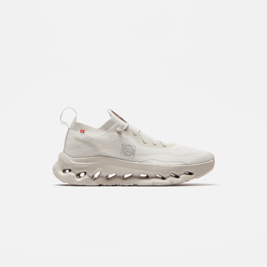 Loewe x On Running Cloudtilt - Sand – Kith