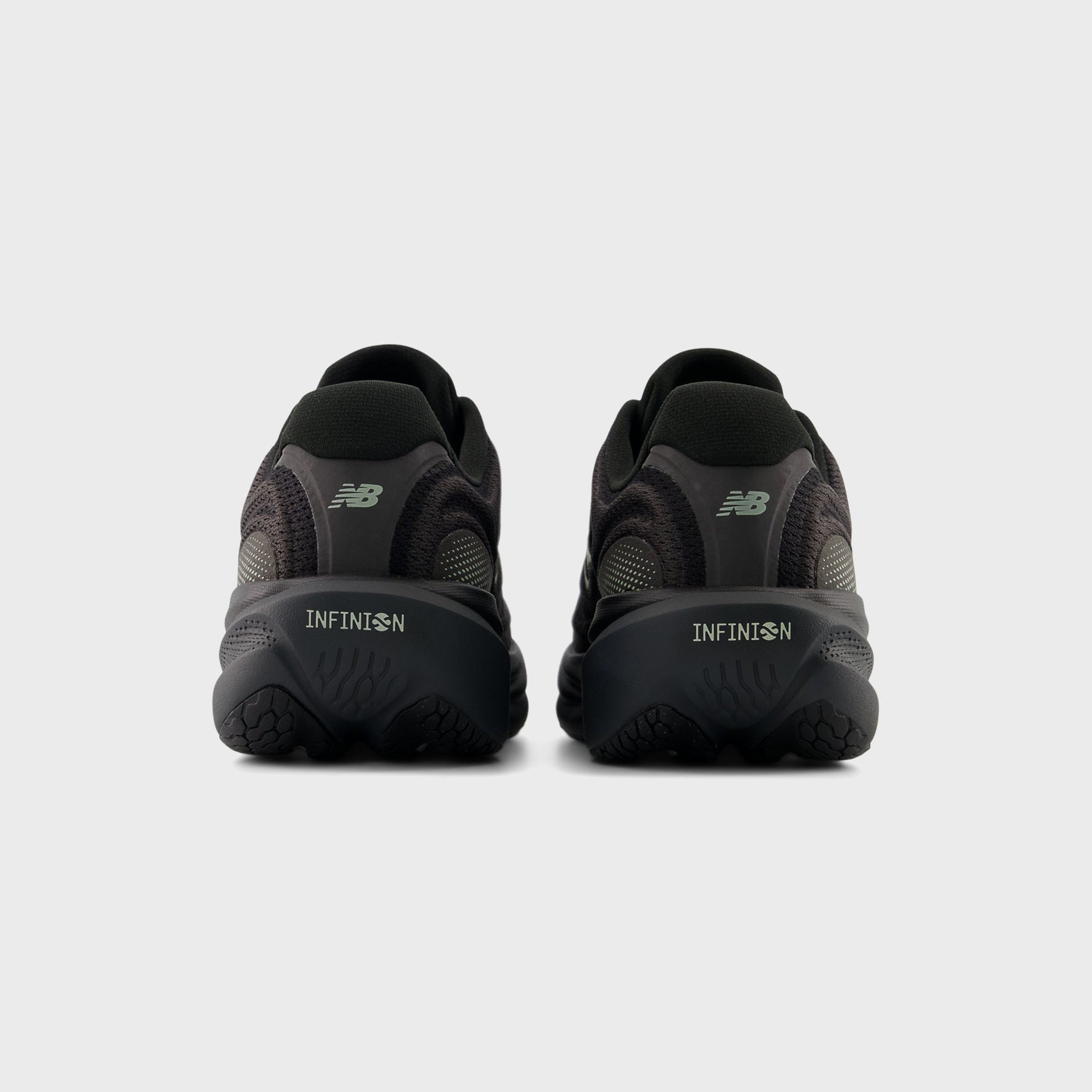 New Balance 1080v15 - Black / Faded Black / Olivine