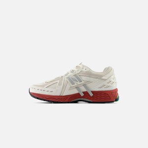 New Balance 1906A - White / Red